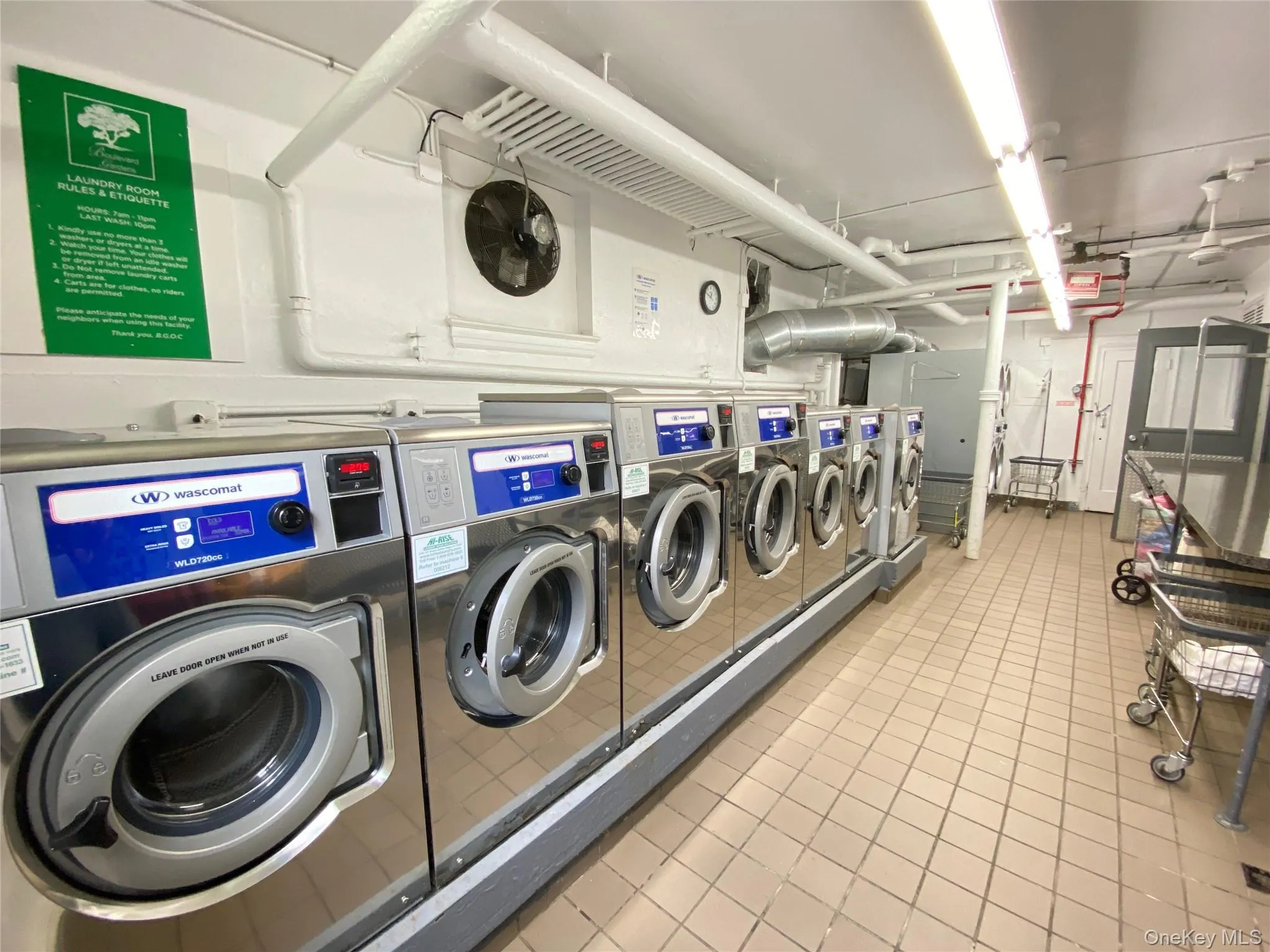 55-23 31st Avenue, New York, NY, 1 Bedroom Bedrooms, 3 Rooms Rooms,1 BathroomBathrooms,Residential Sale,For Rent,31st,0,997704 55-23 31st Avenue, New York, NY, 1 Bedroom Bedrooms, 3 Rooms Rooms,1 BathroomBathrooms,Residential Sale,For Rent,31st,0,997704