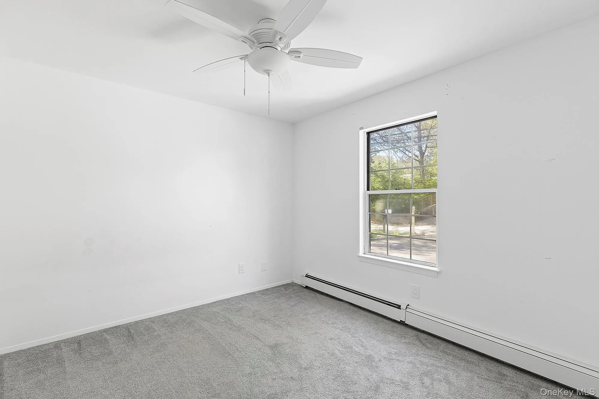 65 16th Street, Riverhead, NY, 5 Bedrooms Bedrooms, 10 Rooms Rooms,2 BathroomsBathrooms,Residential Lease,For Rent,16th,0,997707 65 16th Street, Riverhead, NY, 5 Bedrooms Bedrooms, 10 Rooms Rooms,2 BathroomsBathrooms,Residential Lease,For Rent,16th,0,997707