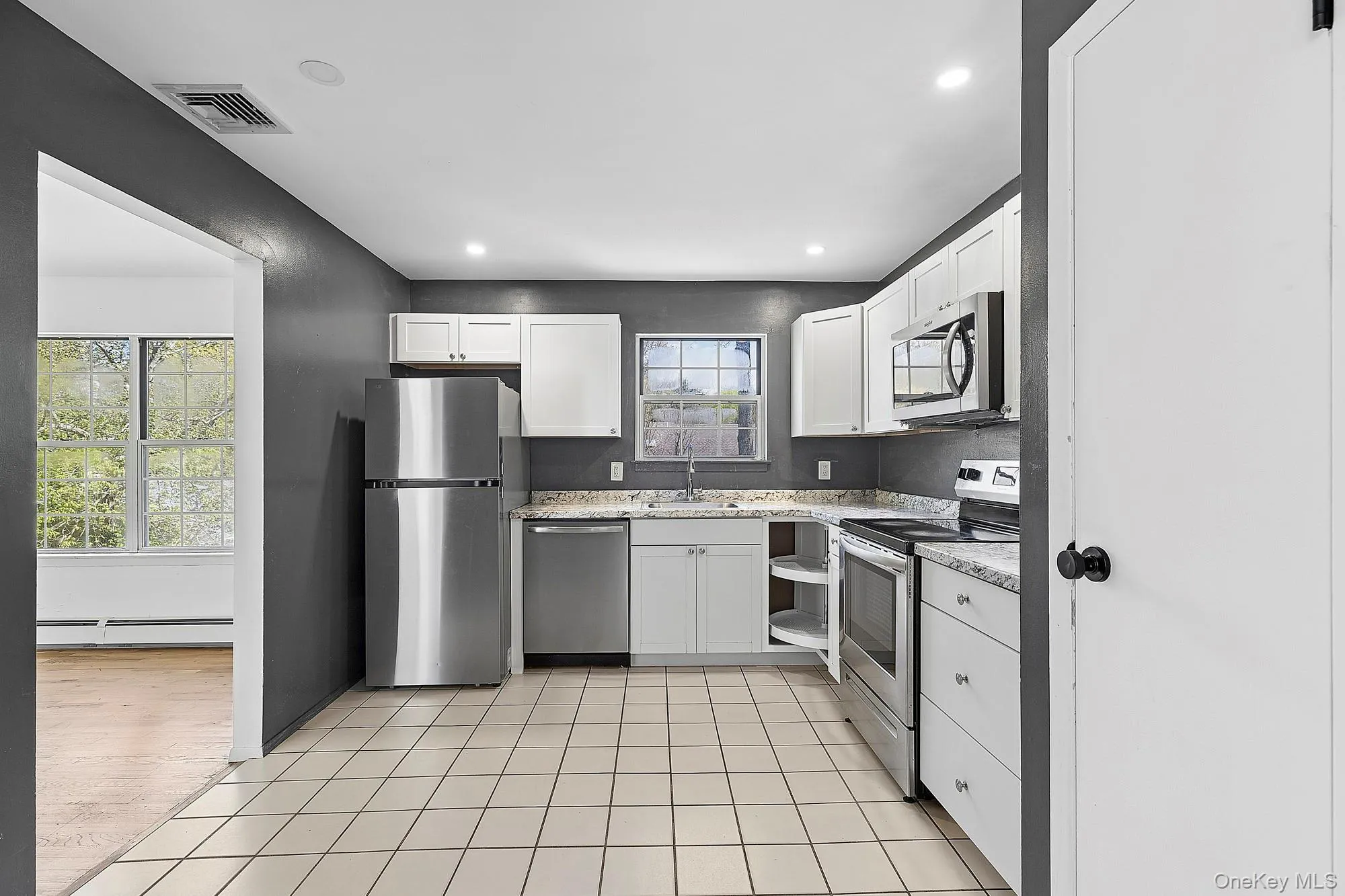 65 16th Street, Riverhead, NY, 5 Bedrooms Bedrooms, 10 Rooms Rooms,2 BathroomsBathrooms,Residential Lease,For Rent,16th,0,997707 65 16th Street, Riverhead, NY, 5 Bedrooms Bedrooms, 10 Rooms Rooms,2 BathroomsBathrooms,Residential Lease,For Rent,16th,0,997707