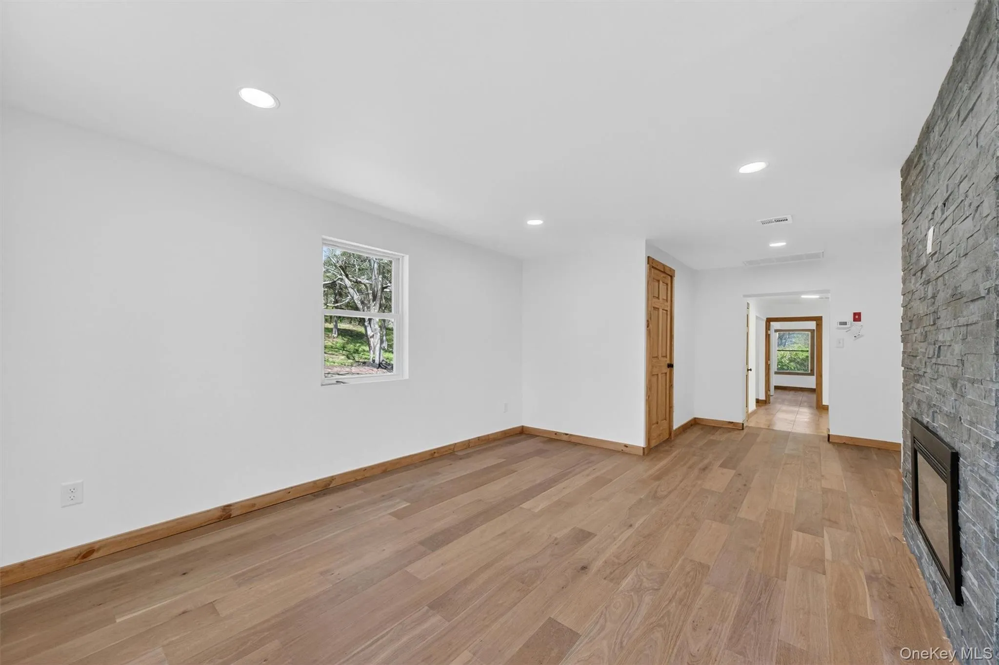 71 Blacks Road, Kingston (town), NY, 3 Bedrooms Bedrooms, 7 Rooms Rooms,1 BathroomBathrooms,Residential,For Rent,Blacks,0,997718 71 Blacks Road, Kingston (town), NY, 3 Bedrooms Bedrooms, 7 Rooms Rooms,1 BathroomBathrooms,Residential,For Rent,Blacks,0,997718