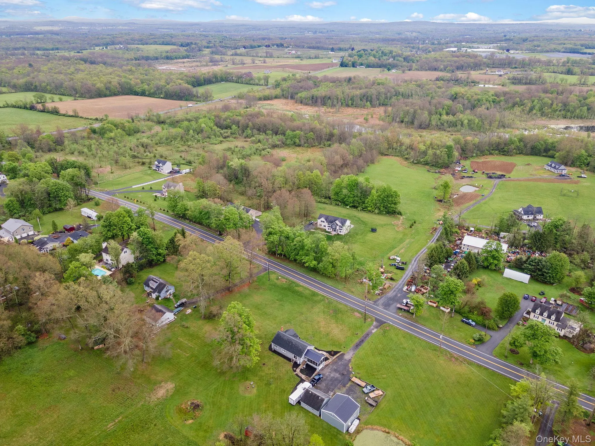 1327 County Route 17, Crawford, NY, 3 Bedrooms Bedrooms, 6 Rooms Rooms,1 BathroomBathrooms,Residential,For Rent,County Route 17,0,997719 1327 County Route 17, Crawford, NY, 3 Bedrooms Bedrooms, 6 Rooms Rooms,1 BathroomBathrooms,Residential,For Rent,County Route 17,0,997719