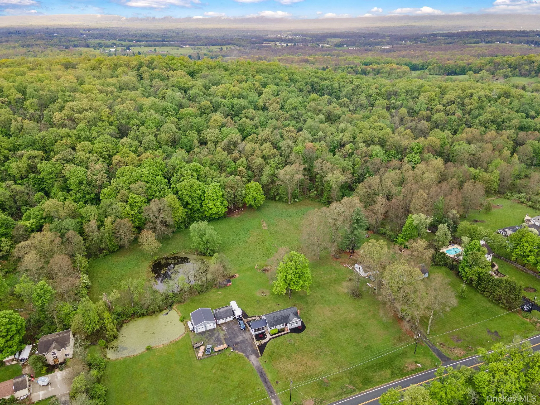1327 County Route 17, Crawford, NY, 3 Bedrooms Bedrooms, 6 Rooms Rooms,1 BathroomBathrooms,Residential,For Rent,County Route 17,0,997719 1327 County Route 17, Crawford, NY, 3 Bedrooms Bedrooms, 6 Rooms Rooms,1 BathroomBathrooms,Residential,For Rent,County Route 17,0,997719