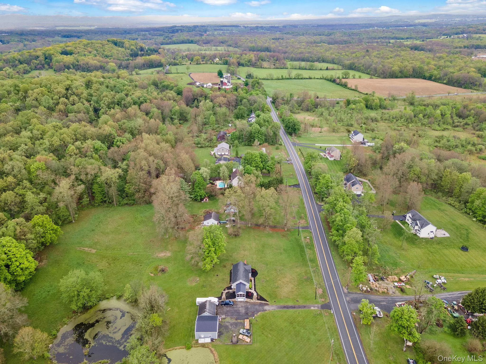 1327 County Route 17, Crawford, NY, 3 Bedrooms Bedrooms, 6 Rooms Rooms,1 BathroomBathrooms,Residential,For Rent,County Route 17,0,997719 1327 County Route 17, Crawford, NY, 3 Bedrooms Bedrooms, 6 Rooms Rooms,1 BathroomBathrooms,Residential,For Rent,County Route 17,0,997719