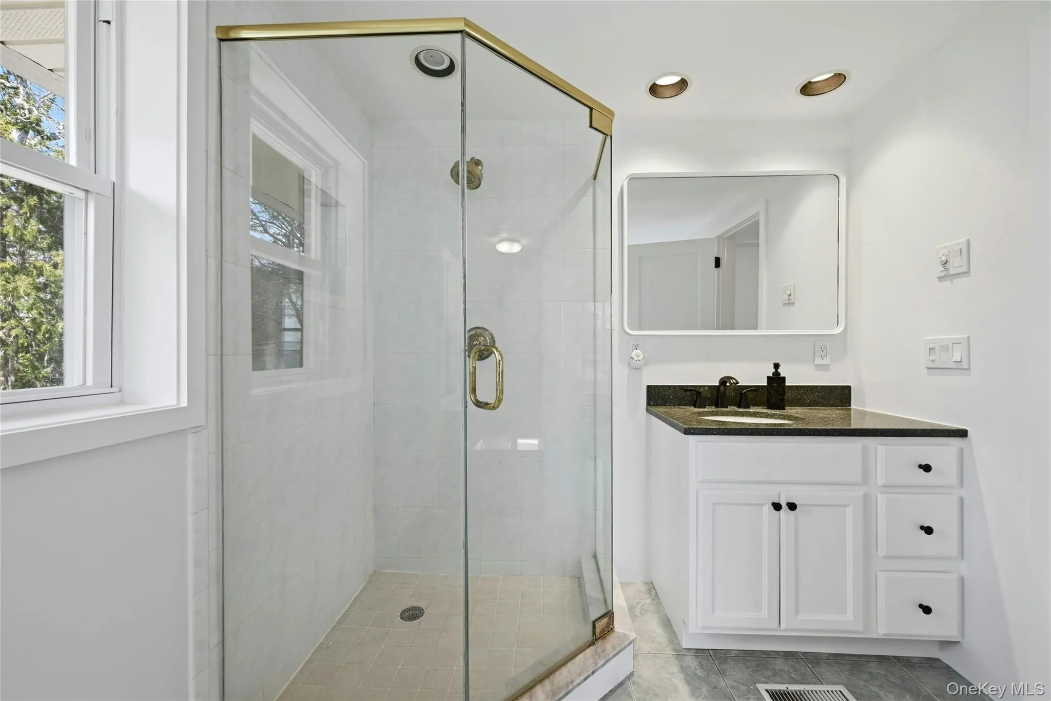 8908 Peconic Bay Boulevard, Southold, NY, 4 Bedrooms Bedrooms, 7 Rooms Rooms,2 BathroomsBathrooms,Residential Lease,For Rent,Peconic Bay,0,997722 8908 Peconic Bay Boulevard, Southold, NY, 4 Bedrooms Bedrooms, 7 Rooms Rooms,2 BathroomsBathrooms,Residential Lease,For Rent,Peconic Bay,0,997722