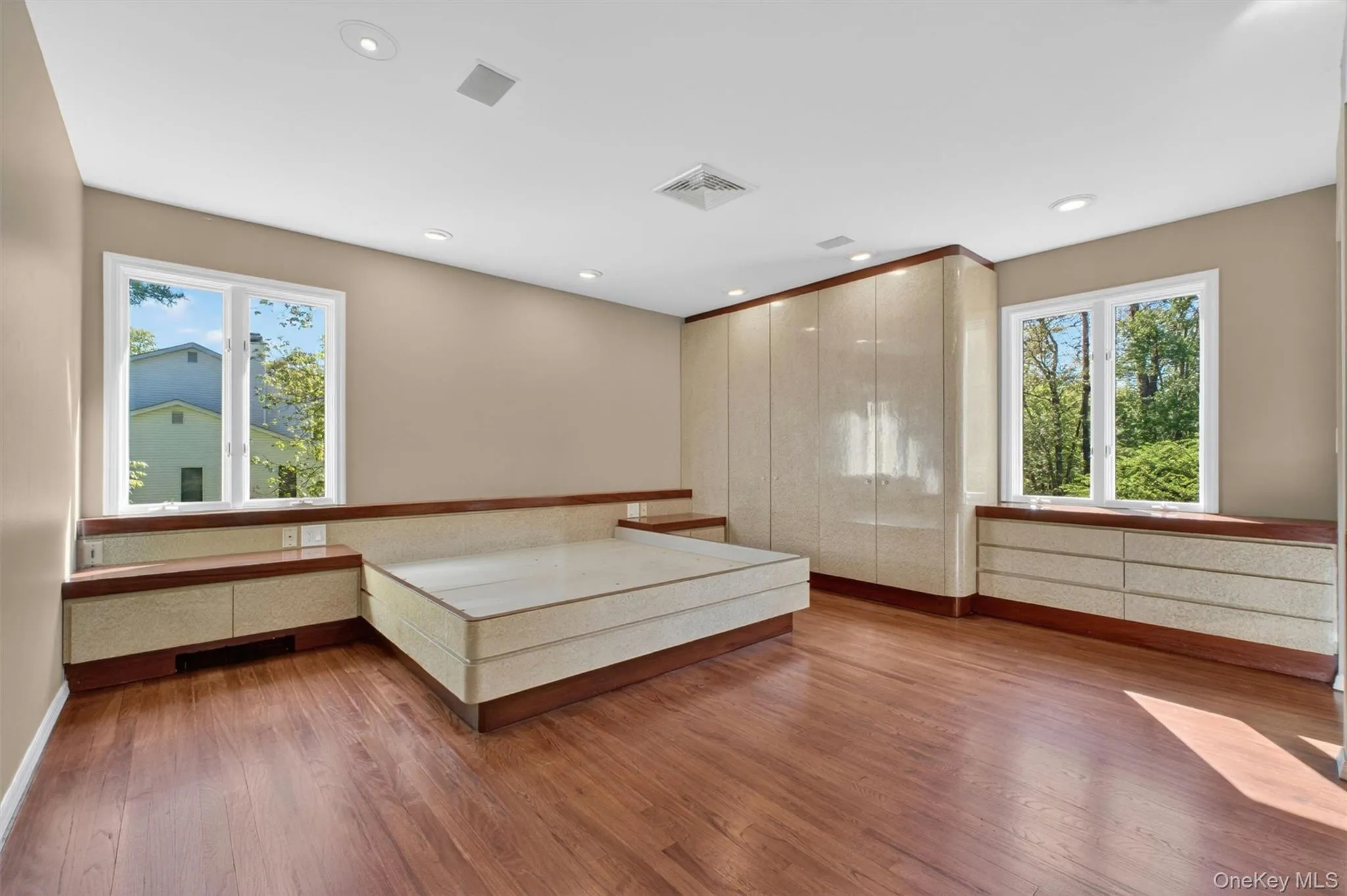 18 Millbank Road, Poughkeepsie, NY, 3 Bedrooms Bedrooms, 10 Rooms Rooms,3 BathroomsBathrooms,Residential,For Rent,Millbank,0,997723 18 Millbank Road, Poughkeepsie, NY, 3 Bedrooms Bedrooms, 10 Rooms Rooms,3 BathroomsBathrooms,Residential,For Rent,Millbank,0,997723