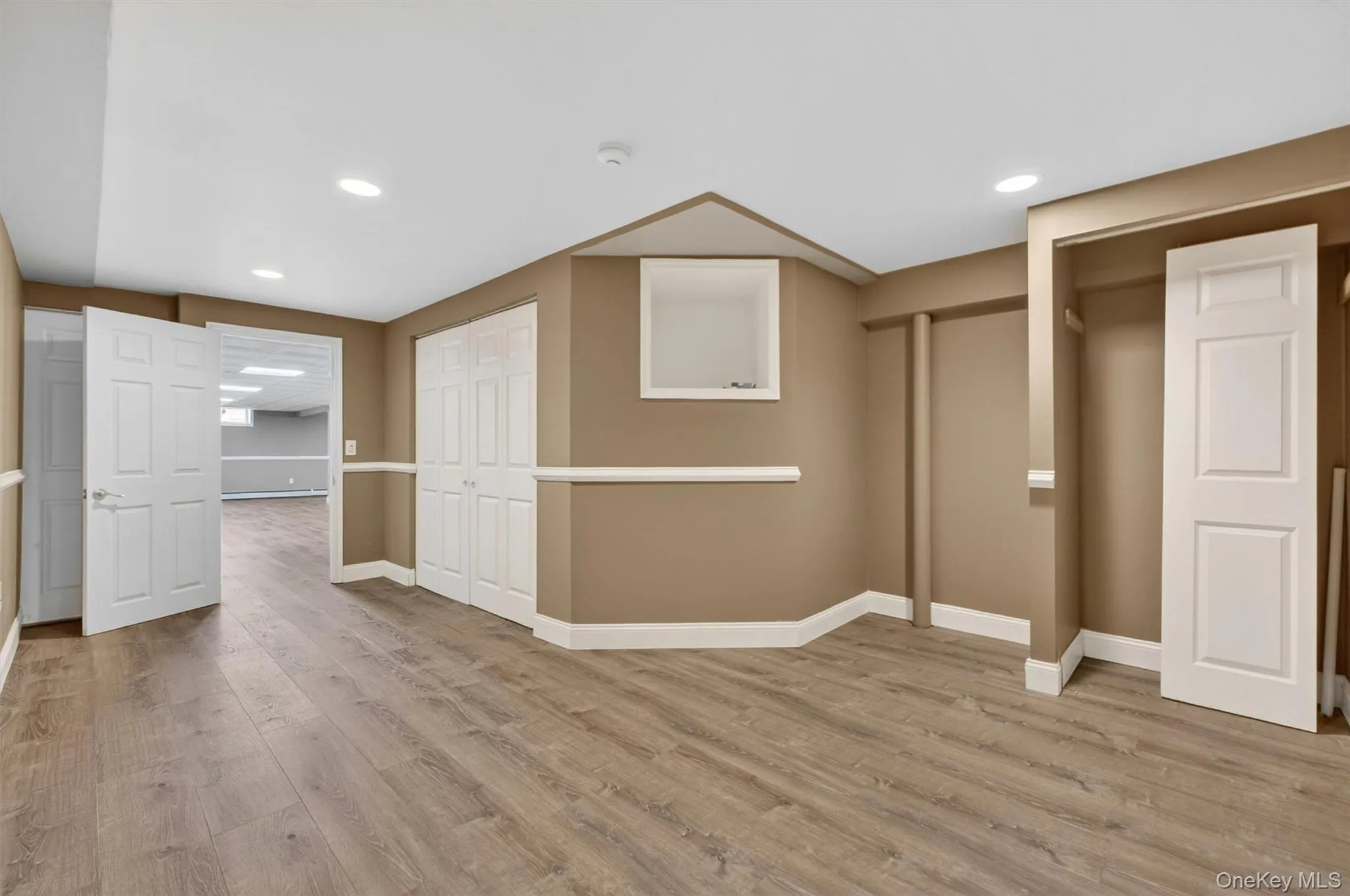 2nd Bonus Room in Lower Level (2nd Angle) 2nd Bonus Room in Lower Level (2nd Angle)