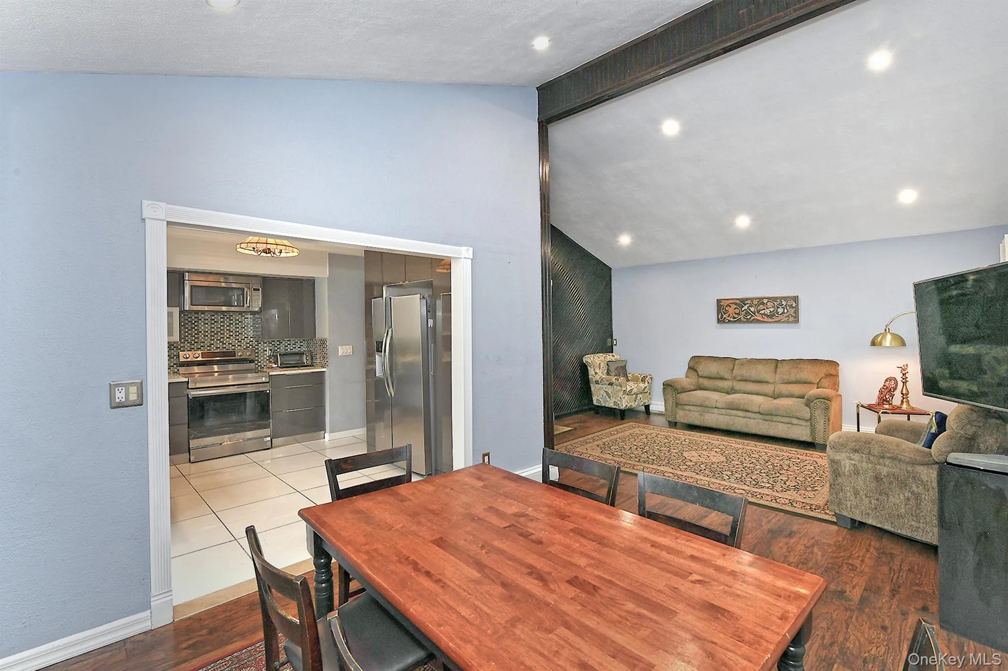 12 Sims Street, Brookhaven, NY, 4 Bedrooms Bedrooms, 10 Rooms Rooms,2 BathroomsBathrooms,Residential,For Rent,Sims,0,997731 12 Sims Street, Brookhaven, NY, 4 Bedrooms Bedrooms, 10 Rooms Rooms,2 BathroomsBathrooms,Residential,For Rent,Sims,0,997731