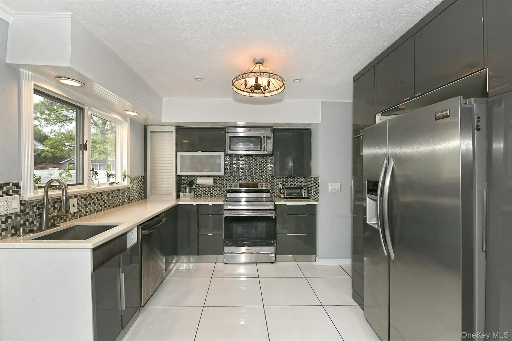 12 Sims Street, Brookhaven, NY, 4 Bedrooms Bedrooms, 10 Rooms Rooms,2 BathroomsBathrooms,Residential,For Rent,Sims,0,997731 12 Sims Street, Brookhaven, NY, 4 Bedrooms Bedrooms, 10 Rooms Rooms,2 BathroomsBathrooms,Residential,For Rent,Sims,0,997731