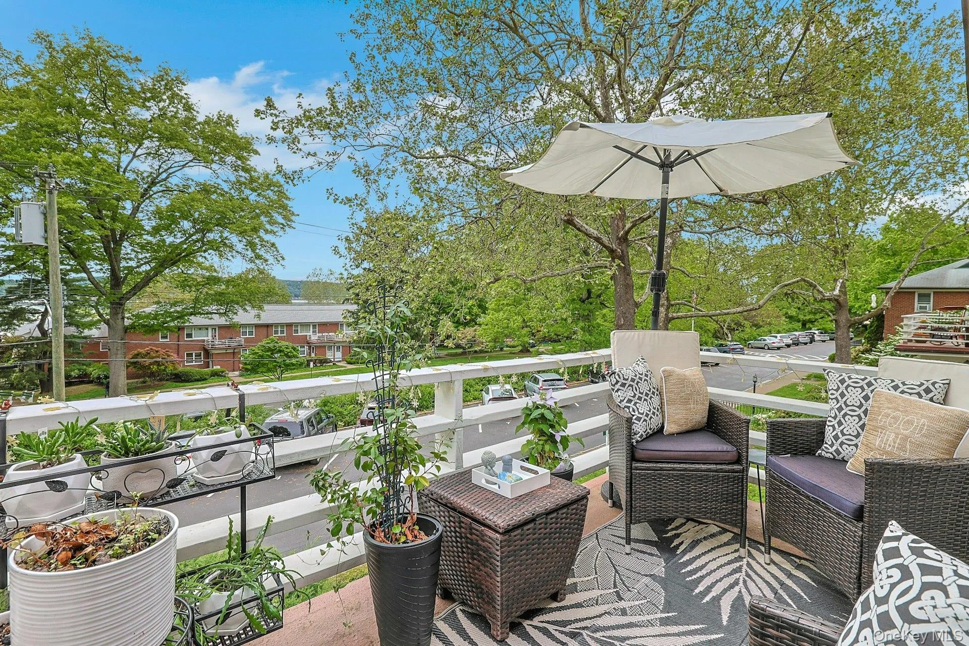 165 Buckhout, Greenburgh, NY, 2 Bedrooms Bedrooms, 4 Rooms Rooms,1 BathroomBathrooms,Residential Sale,For Rent,Buckhout,0,997744 165 Buckhout, Greenburgh, NY, 2 Bedrooms Bedrooms, 4 Rooms Rooms,1 BathroomBathrooms,Residential Sale,For Rent,Buckhout,0,997744