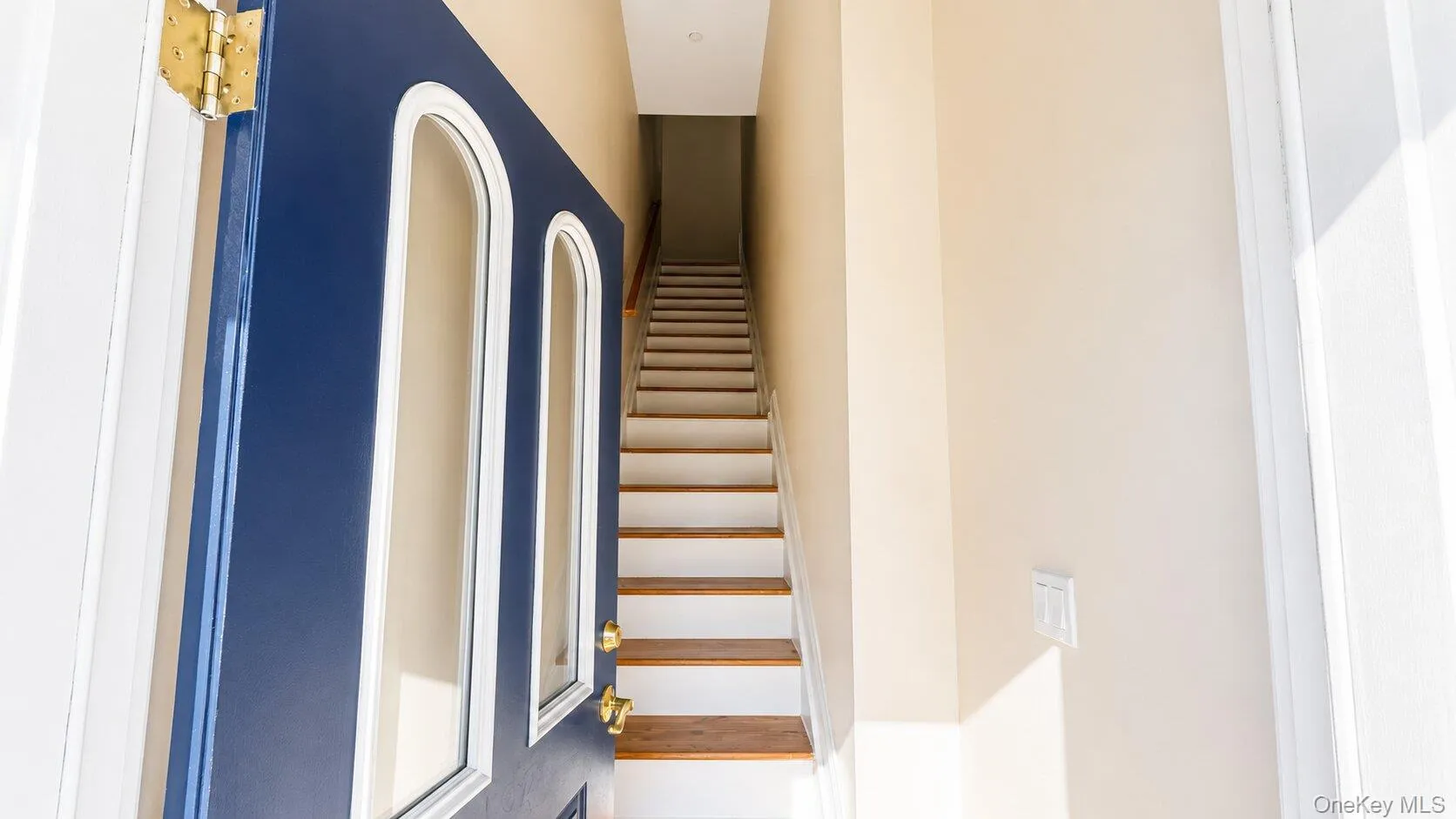 113B Lighthouse Court, New York, NY, 2 Bedrooms Bedrooms, 4 Rooms Rooms,1 BathroomBathrooms,Residential Lease,For Rent,Lighthouse,0,997745 113B Lighthouse Court, New York, NY, 2 Bedrooms Bedrooms, 4 Rooms Rooms,1 BathroomBathrooms,Residential Lease,For Rent,Lighthouse,0,997745
