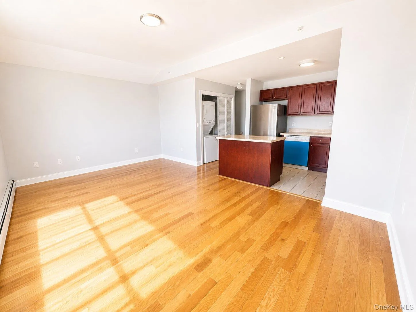 113B Lighthouse Court, New York, NY, 2 Bedrooms Bedrooms, 4 Rooms Rooms,1 BathroomBathrooms,Residential Lease,For Rent,Lighthouse,0,997745 113B Lighthouse Court, New York, NY, 2 Bedrooms Bedrooms, 4 Rooms Rooms,1 BathroomBathrooms,Residential Lease,For Rent,Lighthouse,0,997745