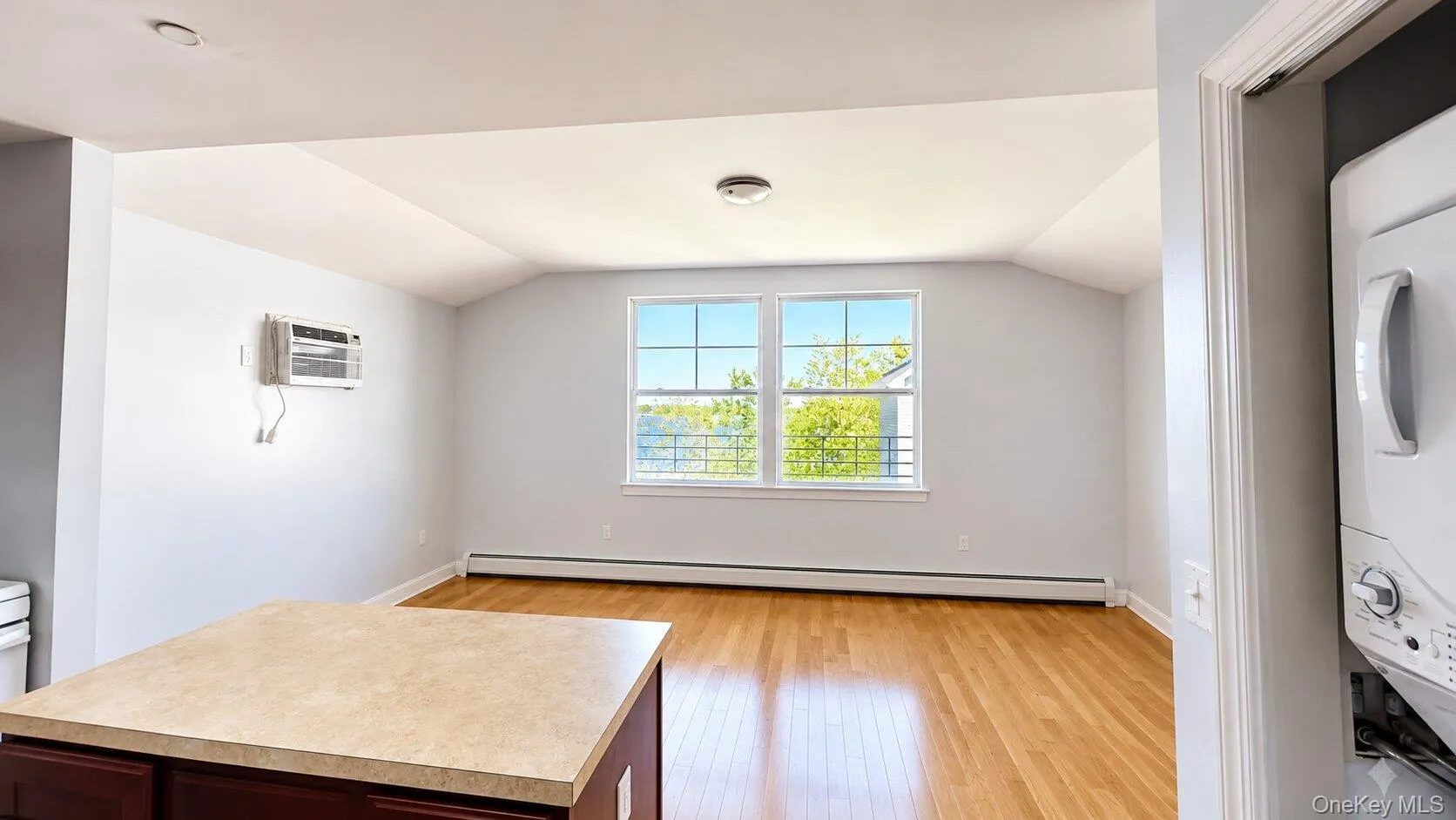 113B Lighthouse Court, New York, NY, 2 Bedrooms Bedrooms, 4 Rooms Rooms,1 BathroomBathrooms,Residential Lease,For Rent,Lighthouse,0,997745 113B Lighthouse Court, New York, NY, 2 Bedrooms Bedrooms, 4 Rooms Rooms,1 BathroomBathrooms,Residential Lease,For Rent,Lighthouse,0,997745