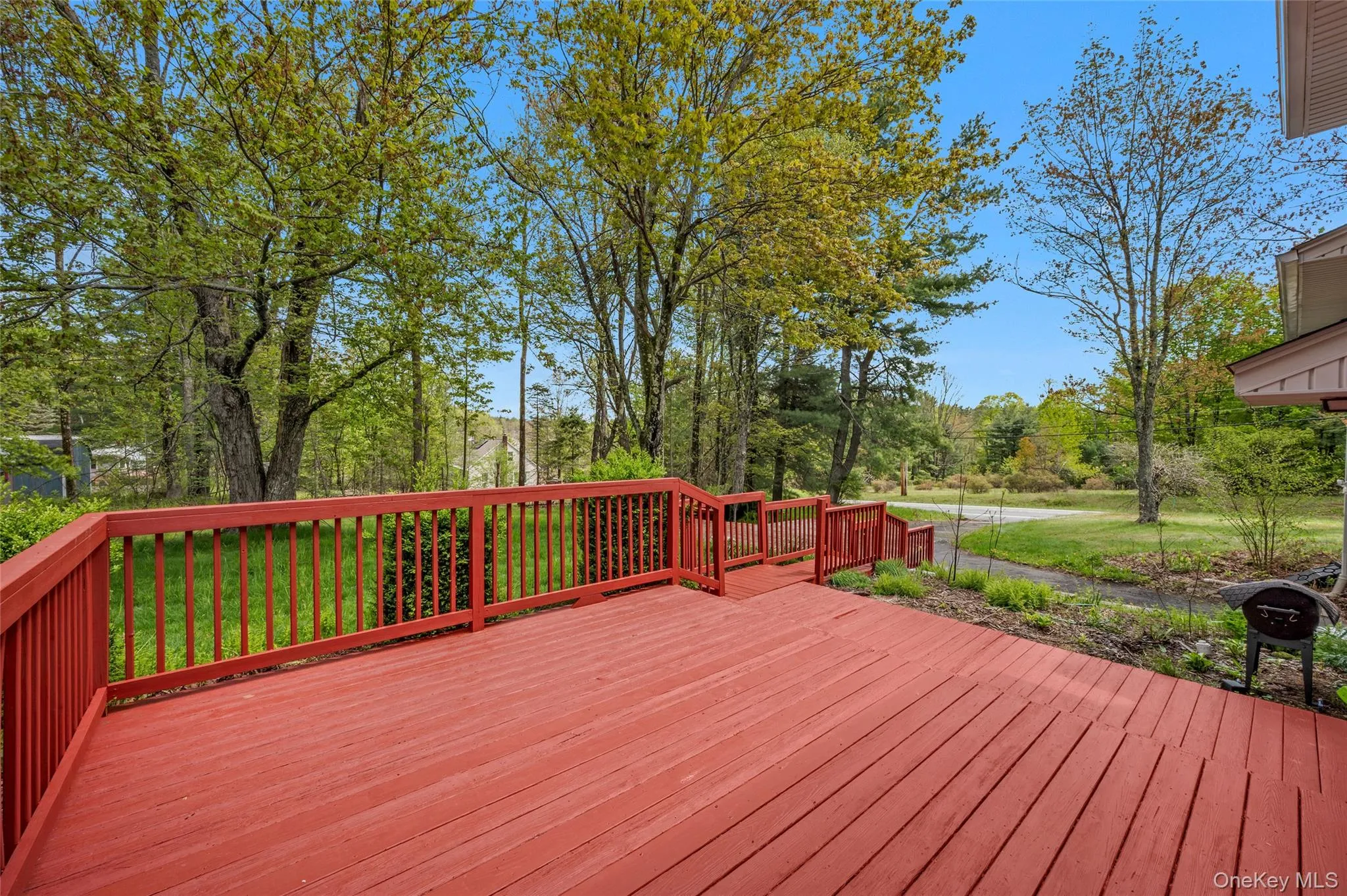 2 Sunset Drive, Thompson, NY, 3 Bedrooms Bedrooms, 6 Rooms Rooms,1 BathroomBathrooms,Residential Sale,For Rent,Sunset,0,997747 2 Sunset Drive, Thompson, NY, 3 Bedrooms Bedrooms, 6 Rooms Rooms,1 BathroomBathrooms,Residential Sale,For Rent,Sunset,0,997747