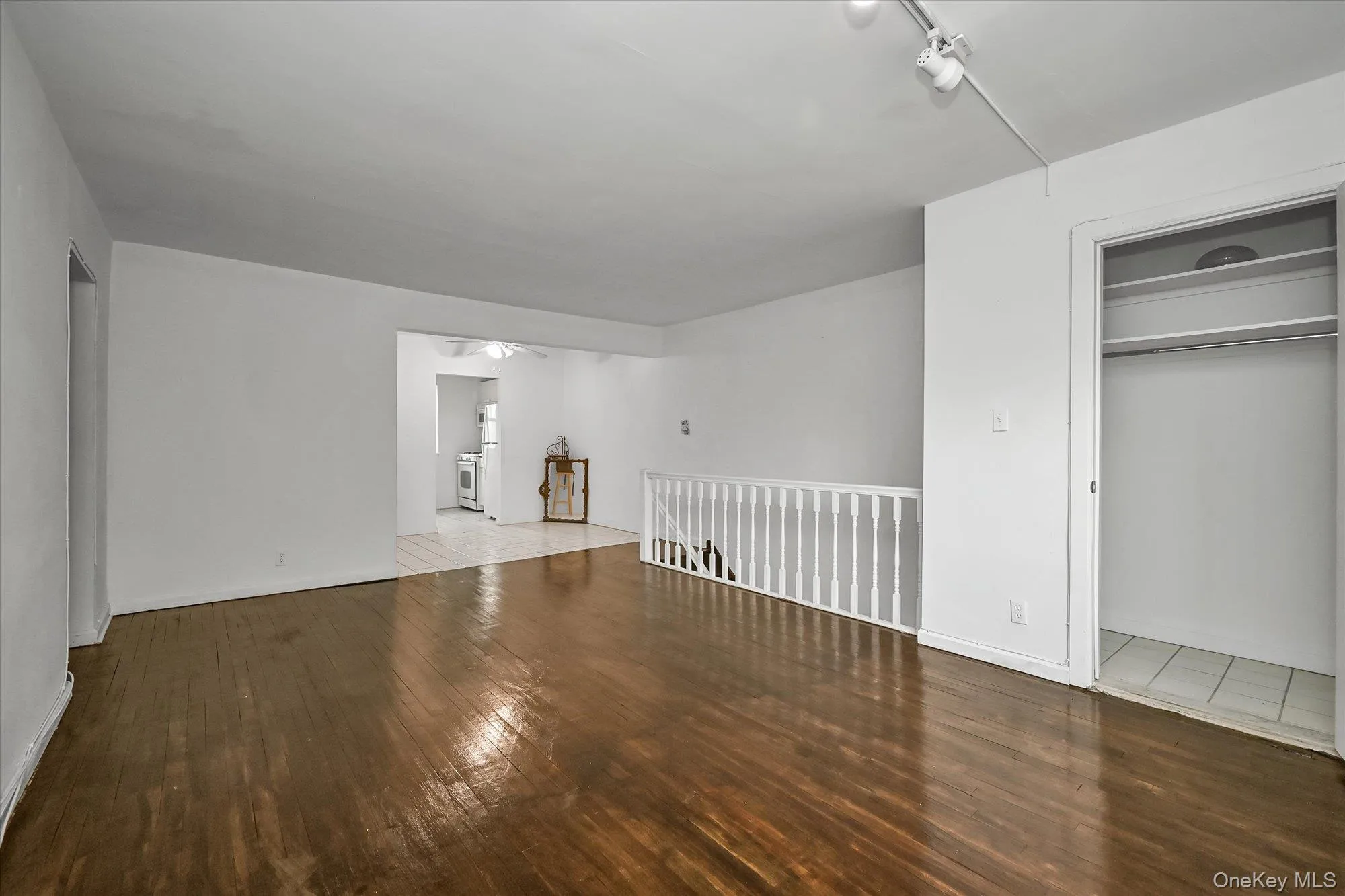 67-44 152nd Street, New York, NY, 1 Bedroom Bedrooms, 4 Rooms Rooms,1 BathroomBathrooms,Residential,For Rent,152nd,0,997754 67-44 152nd Street, New York, NY, 1 Bedroom Bedrooms, 4 Rooms Rooms,1 BathroomBathrooms,Residential,For Rent,152nd,0,997754