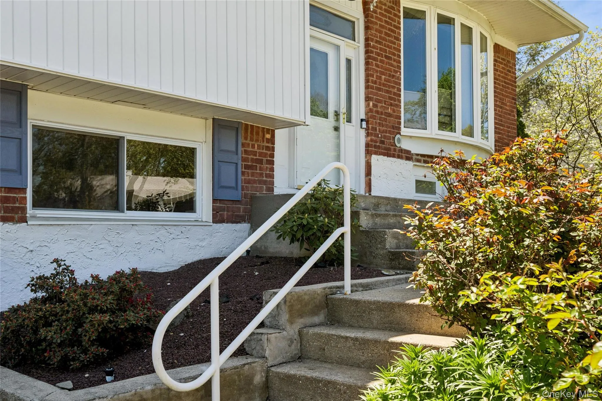 115 Morewood Drive, Smithtown, NY, 4 Bedrooms Bedrooms, 8 Rooms Rooms,2 BathroomsBathrooms,Residential,For Rent,Morewood,0,997755 115 Morewood Drive, Smithtown, NY, 4 Bedrooms Bedrooms, 8 Rooms Rooms,2 BathroomsBathrooms,Residential,For Rent,Morewood,0,997755