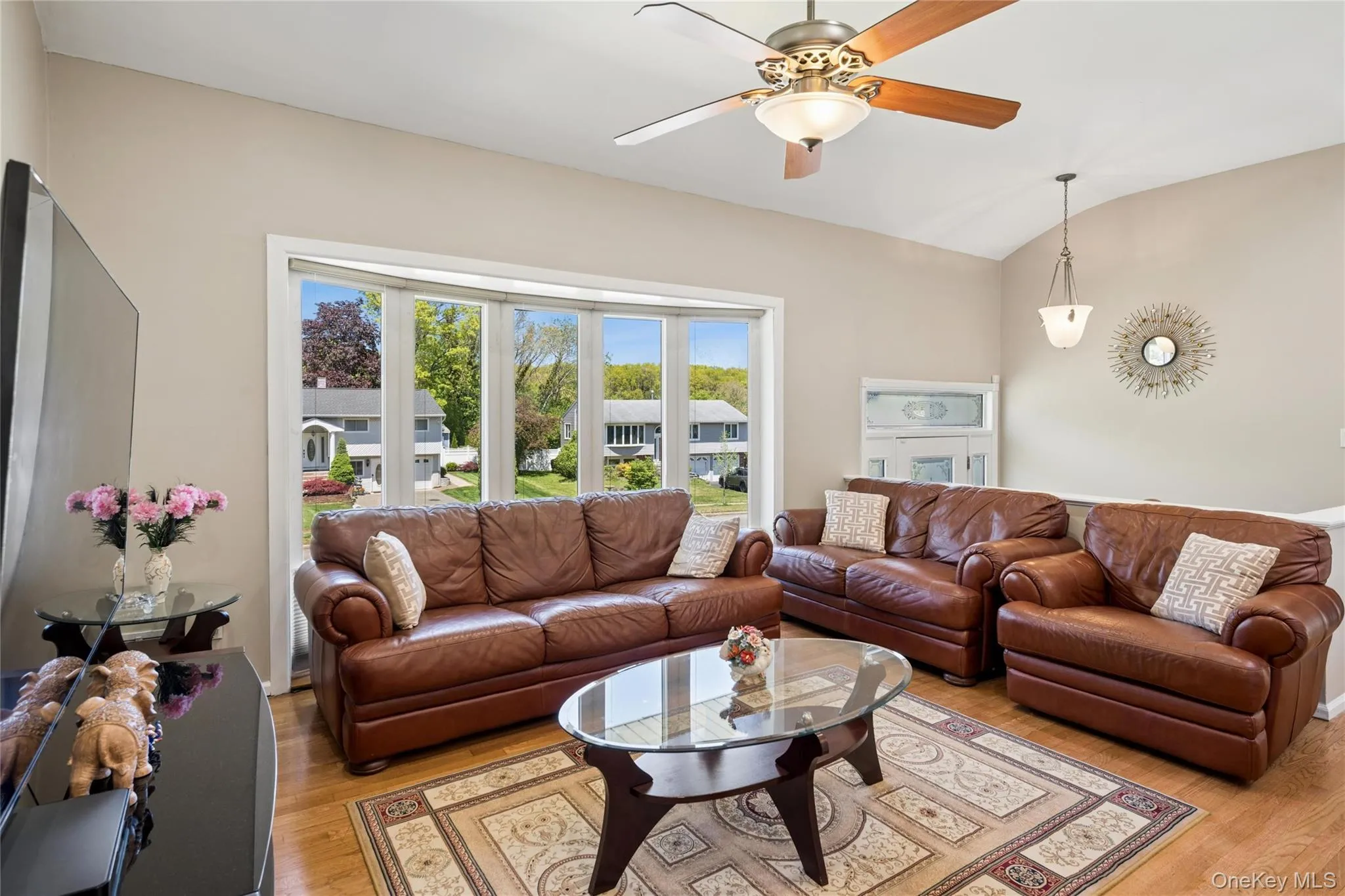 115 Morewood Drive, Smithtown, NY, 4 Bedrooms Bedrooms, 8 Rooms Rooms,2 BathroomsBathrooms,Residential,For Rent,Morewood,0,997755 115 Morewood Drive, Smithtown, NY, 4 Bedrooms Bedrooms, 8 Rooms Rooms,2 BathroomsBathrooms,Residential,For Rent,Morewood,0,997755