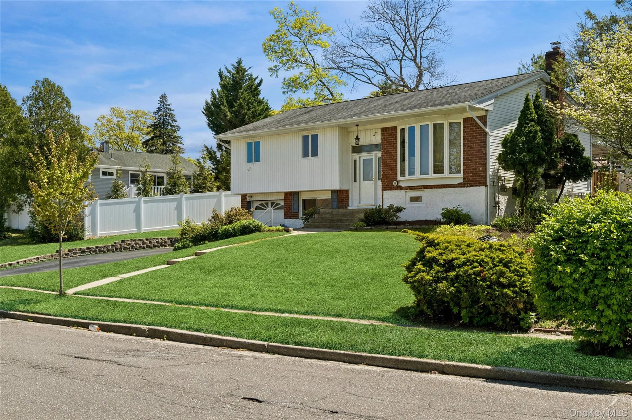 115 Morewood Drive, Smithtown, NY, 4 Bedrooms Bedrooms, 8 Rooms Rooms,2 BathroomsBathrooms,Residential,For Rent,Morewood,0,997755 115 Morewood Drive, Smithtown, NY, 4 Bedrooms Bedrooms, 8 Rooms Rooms,2 BathroomsBathrooms,Residential,For Rent,Morewood,0,997755