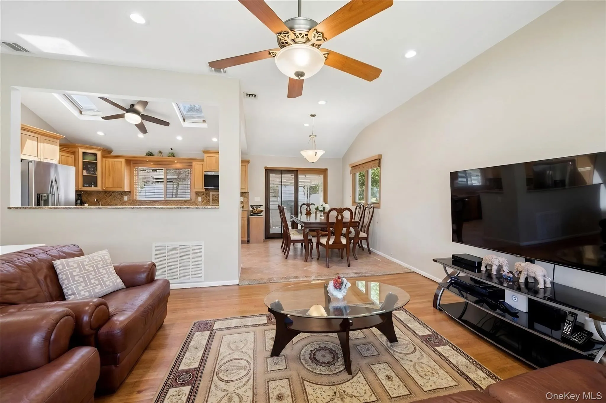 115 Morewood Drive, Smithtown, NY, 4 Bedrooms Bedrooms, 8 Rooms Rooms,2 BathroomsBathrooms,Residential,For Rent,Morewood,0,997755 115 Morewood Drive, Smithtown, NY, 4 Bedrooms Bedrooms, 8 Rooms Rooms,2 BathroomsBathrooms,Residential,For Rent,Morewood,0,997755