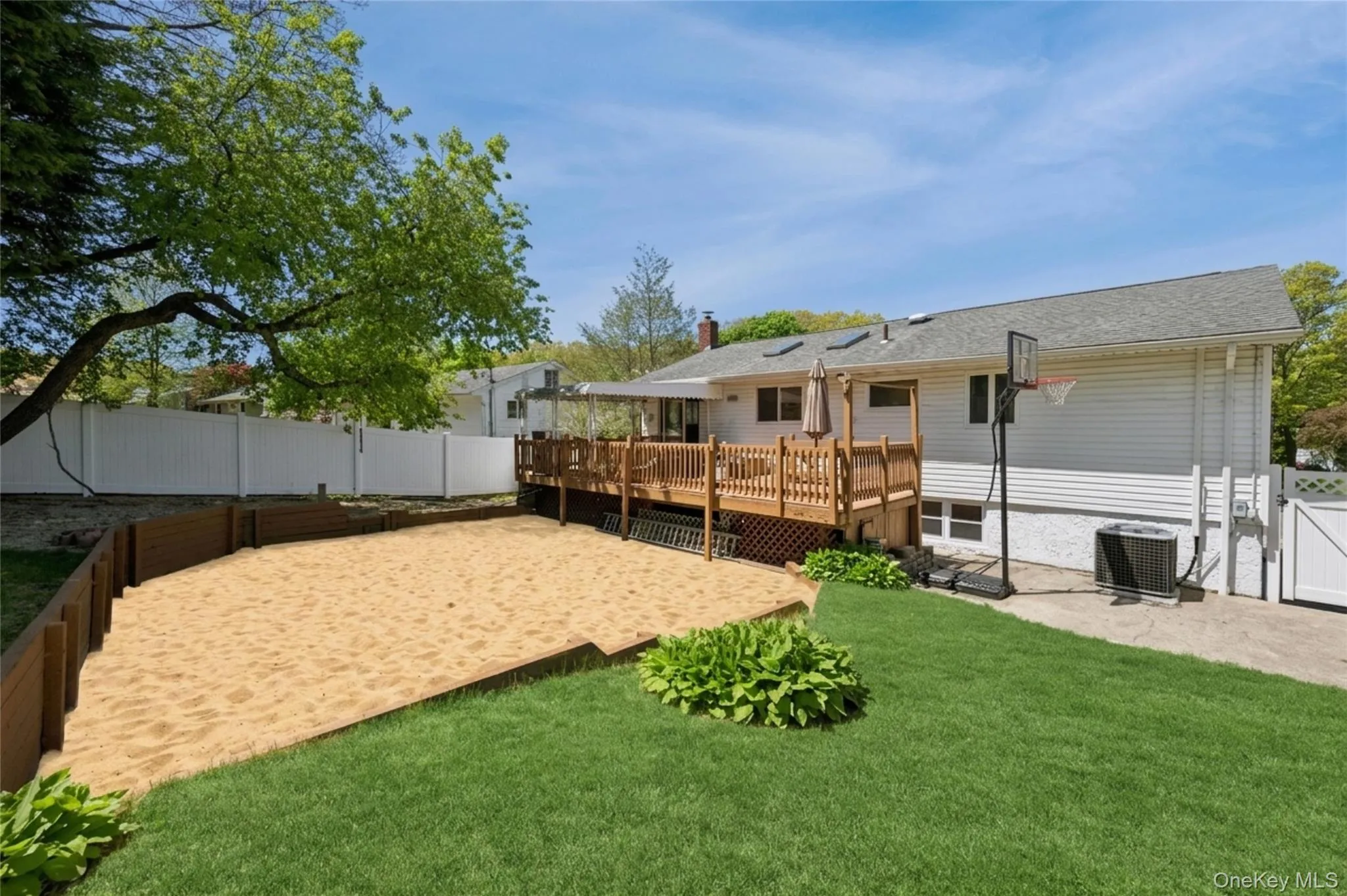 115 Morewood Drive, Smithtown, NY, 4 Bedrooms Bedrooms, 8 Rooms Rooms,2 BathroomsBathrooms,Residential,For Rent,Morewood,0,997755 115 Morewood Drive, Smithtown, NY, 4 Bedrooms Bedrooms, 8 Rooms Rooms,2 BathroomsBathrooms,Residential,For Rent,Morewood,0,997755