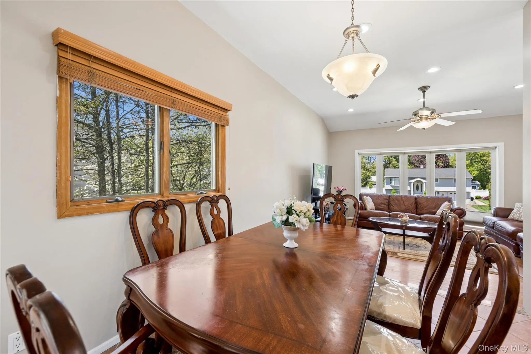 115 Morewood Drive, Smithtown, NY, 4 Bedrooms Bedrooms, 8 Rooms Rooms,2 BathroomsBathrooms,Residential,For Rent,Morewood,0,997755 115 Morewood Drive, Smithtown, NY, 4 Bedrooms Bedrooms, 8 Rooms Rooms,2 BathroomsBathrooms,Residential,For Rent,Morewood,0,997755