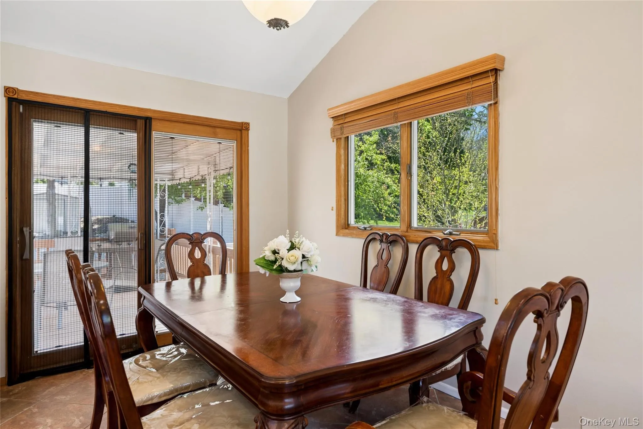 115 Morewood Drive, Smithtown, NY, 4 Bedrooms Bedrooms, 8 Rooms Rooms,2 BathroomsBathrooms,Residential,For Rent,Morewood,0,997755 115 Morewood Drive, Smithtown, NY, 4 Bedrooms Bedrooms, 8 Rooms Rooms,2 BathroomsBathrooms,Residential,For Rent,Morewood,0,997755