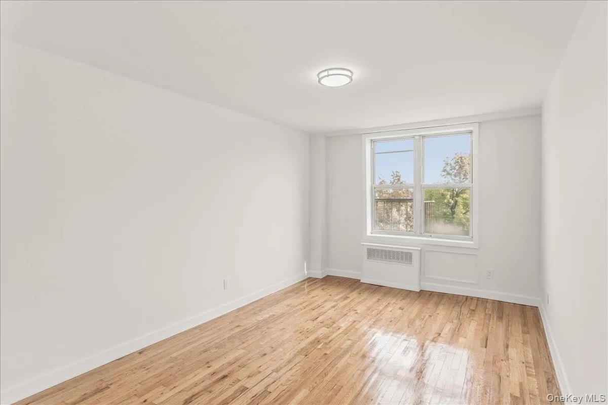 66-15 Thornton Place, New York, NY, 1 Bedroom Bedrooms, 3 Rooms Rooms,1 BathroomBathrooms,Residential,For Rent,Thornton,0,997756 66-15 Thornton Place, New York, NY, 1 Bedroom Bedrooms, 3 Rooms Rooms,1 BathroomBathrooms,Residential,For Rent,Thornton,0,997756