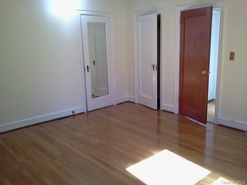 14 Chatsworth Avenue, Mamaroneck, NY, 1 Bedroom Bedrooms, 4 Rooms Rooms,1 BathroomBathrooms,Residential Lease,For Rent,Chatsworth,0,997759 14 Chatsworth Avenue, Mamaroneck, NY, 1 Bedroom Bedrooms, 4 Rooms Rooms,1 BathroomBathrooms,Residential Lease,For Rent,Chatsworth,0,997759