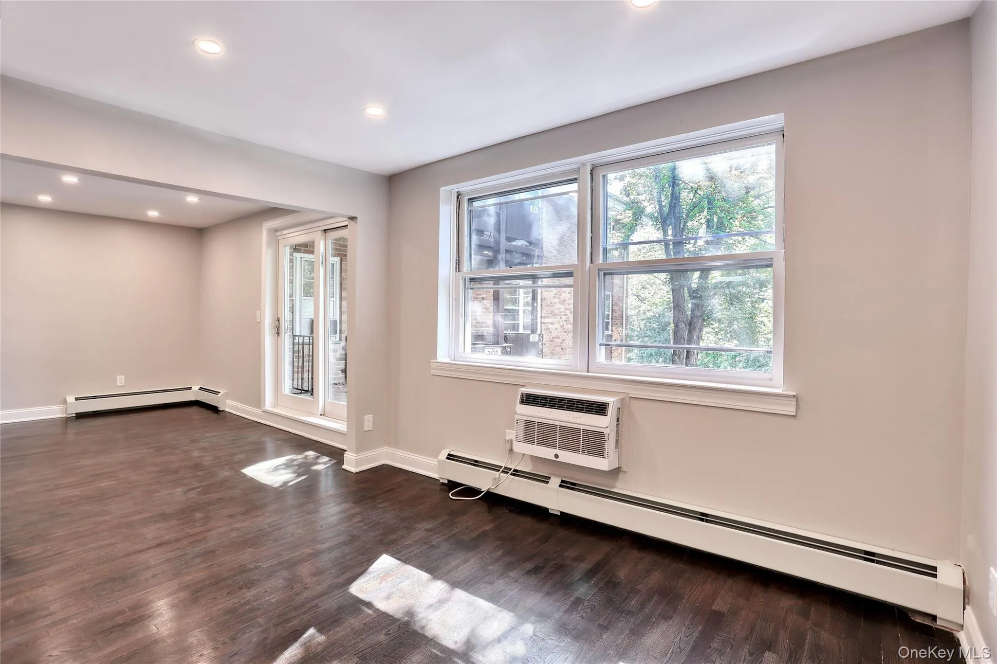 242 Kearsing Parkway, Ramapo, NY, 1 Bedroom Bedrooms, 3 Rooms Rooms,1 BathroomBathrooms,Residential Sale,For Rent,Kearsing,0,997765 242 Kearsing Parkway, Ramapo, NY, 1 Bedroom Bedrooms, 3 Rooms Rooms,1 BathroomBathrooms,Residential Sale,For Rent,Kearsing,0,997765