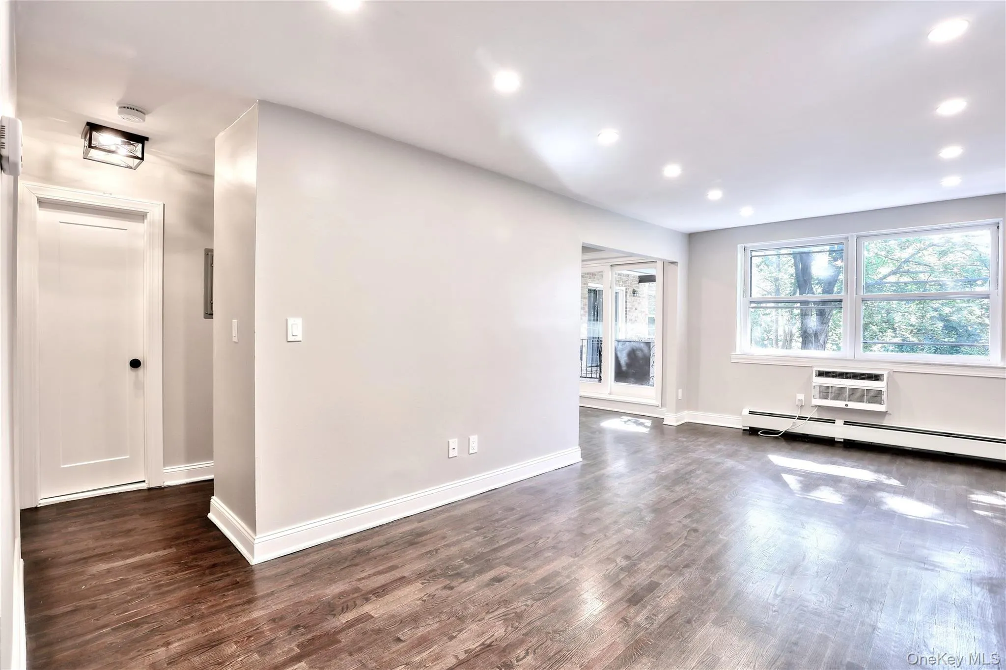 242 Kearsing Parkway, Ramapo, NY, 1 Bedroom Bedrooms, 3 Rooms Rooms,1 BathroomBathrooms,Residential Sale,For Rent,Kearsing,0,997765 242 Kearsing Parkway, Ramapo, NY, 1 Bedroom Bedrooms, 3 Rooms Rooms,1 BathroomBathrooms,Residential Sale,For Rent,Kearsing,0,997765