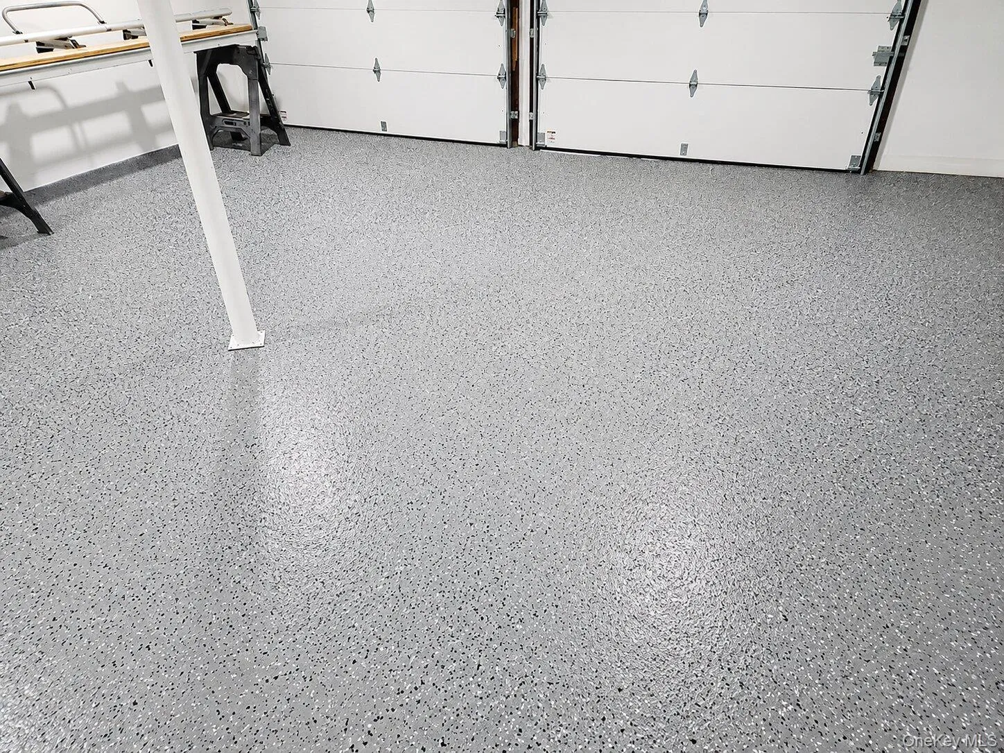 Floor has been epoxied Floor has been epoxied
