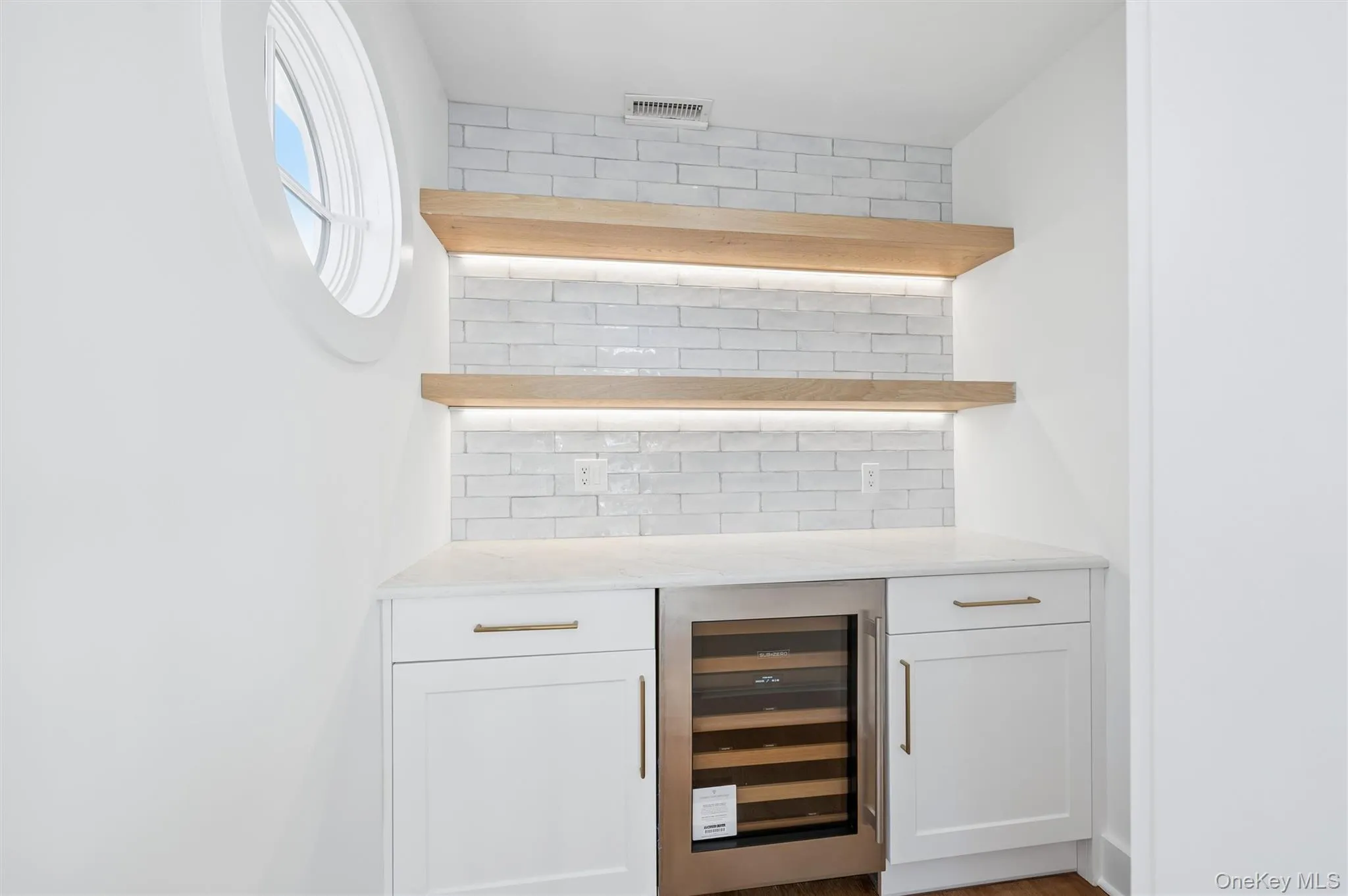 22 Laura Lee Drive, Brookhaven, NY, 2 Bedrooms Bedrooms, 8 Rooms Rooms,2 BathroomsBathrooms,Residential,For Rent,Laura Lee,0,997785 22 Laura Lee Drive, Brookhaven, NY, 2 Bedrooms Bedrooms, 8 Rooms Rooms,2 BathroomsBathrooms,Residential,For Rent,Laura Lee,0,997785
