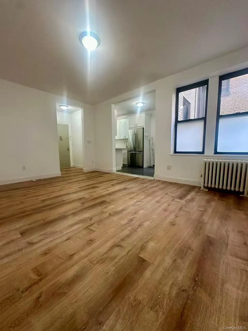 61-09 39th Avenue, New York, NY, 1 Bedroom Bedrooms, 4 Rooms Rooms,1 BathroomBathrooms,Residential,For Rent,39th,0,997787 61-09 39th Avenue, New York, NY, 1 Bedroom Bedrooms, 4 Rooms Rooms,1 BathroomBathrooms,Residential,For Rent,39th,0,997787