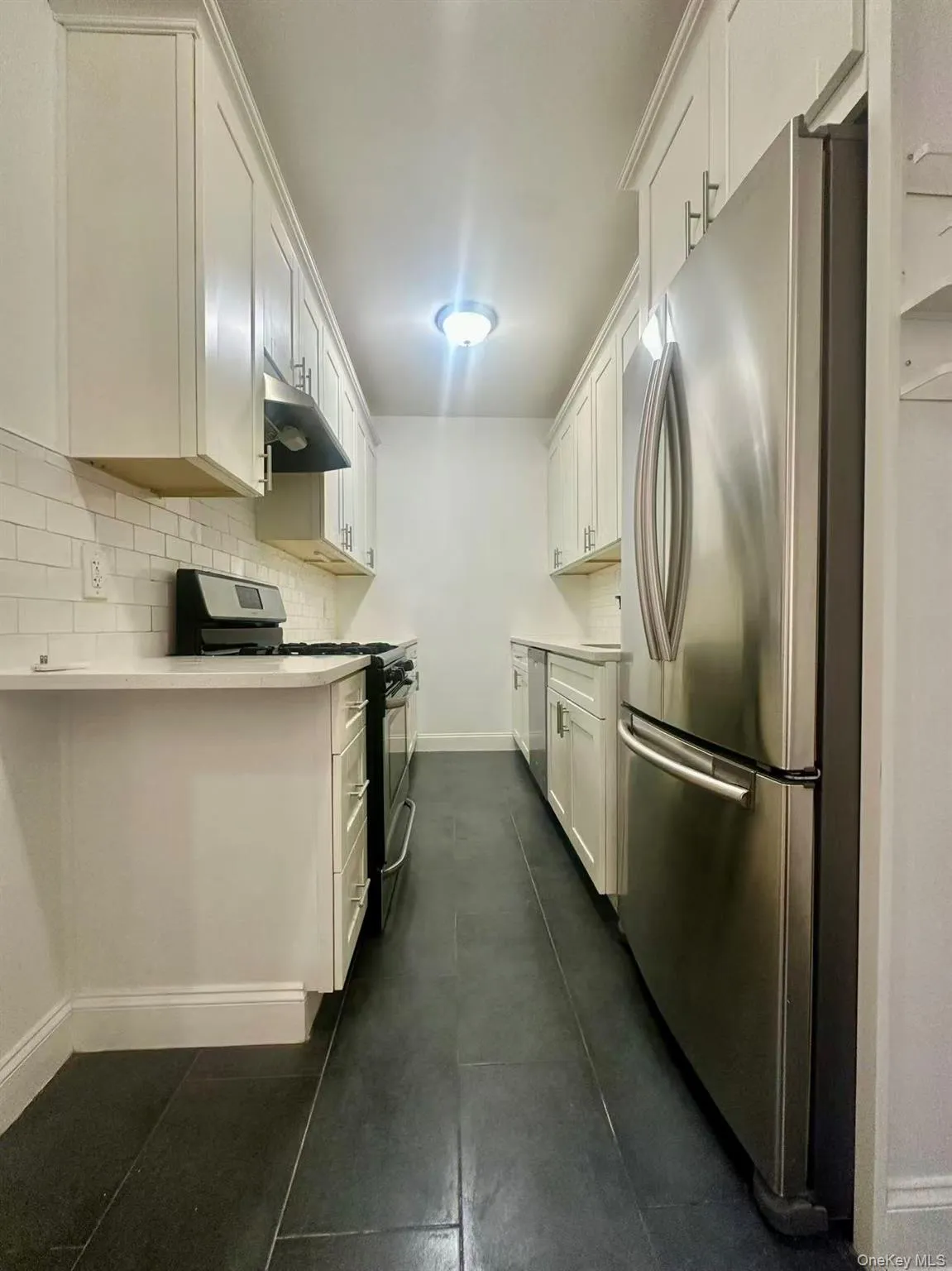 61-09 39th Avenue, New York, NY, 1 Bedroom Bedrooms, 4 Rooms Rooms,1 BathroomBathrooms,Residential,For Rent,39th,0,997787 61-09 39th Avenue, New York, NY, 1 Bedroom Bedrooms, 4 Rooms Rooms,1 BathroomBathrooms,Residential,For Rent,39th,0,997787