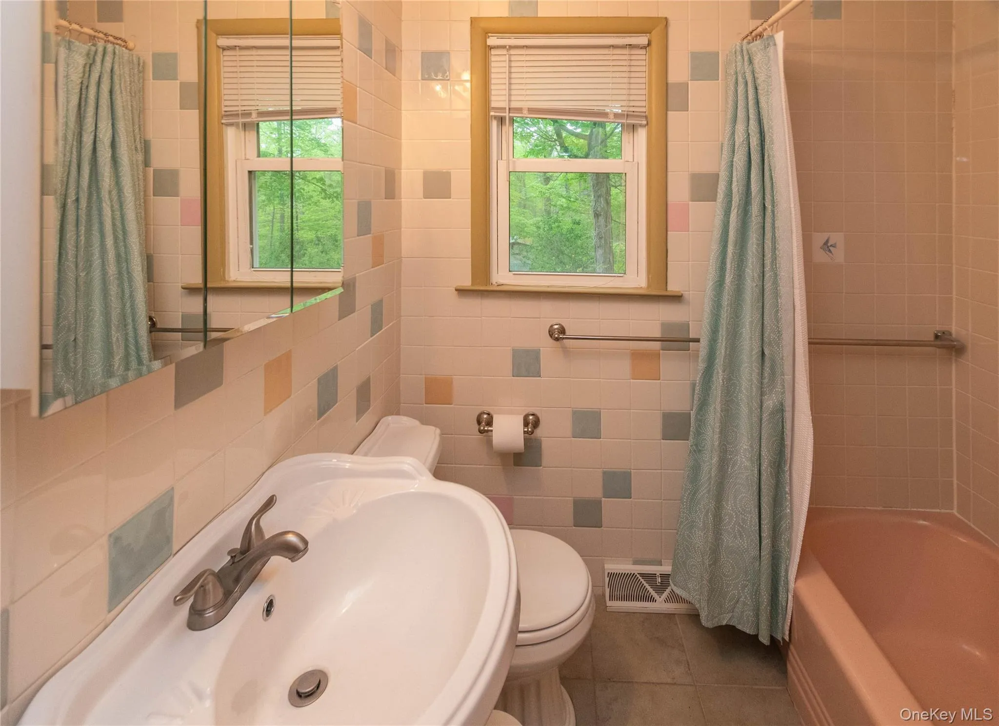 543 Dosen Road, Middletown, NY, 3 Bedrooms Bedrooms, 6 Rooms Rooms,1 BathroomBathrooms,Residential Sale,For Rent,Dosen,0,997791 543 Dosen Road, Middletown, NY, 3 Bedrooms Bedrooms, 6 Rooms Rooms,1 BathroomBathrooms,Residential Sale,For Rent,Dosen,0,997791