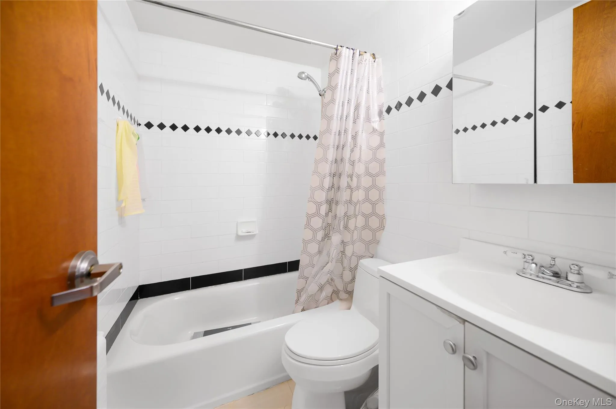 3710 149th Place, New York, NY, 2 Bedrooms Bedrooms, 5 Rooms Rooms,2 BathroomsBathrooms,Residential Sale,For Rent,149th,0,997792 3710 149th Place, New York, NY, 2 Bedrooms Bedrooms, 5 Rooms Rooms,2 BathroomsBathrooms,Residential Sale,For Rent,149th,0,997792