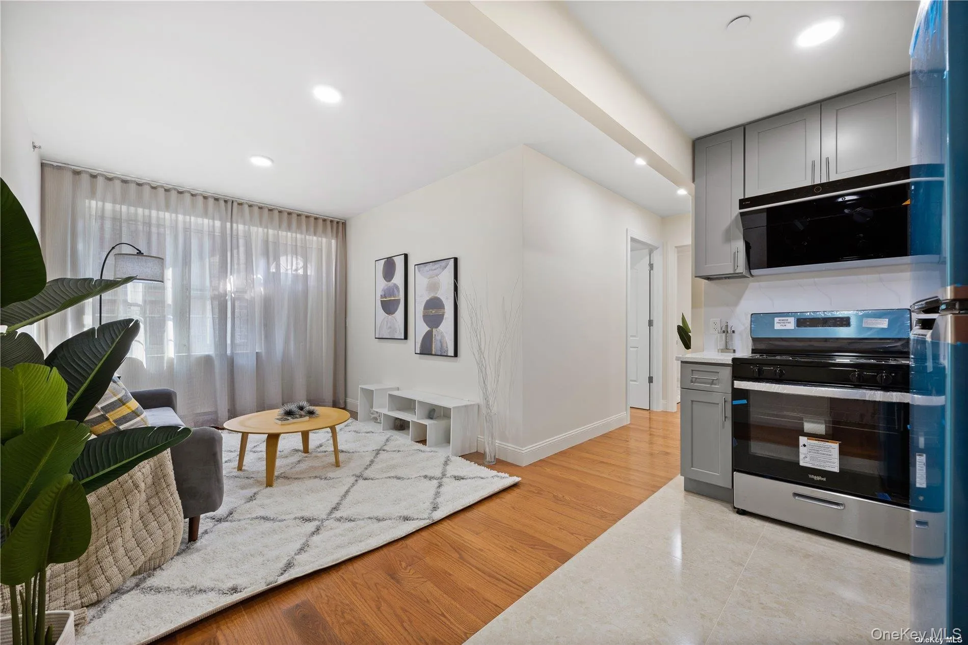 141-15 Cherry Avenue, New York, NY, 2 Bedrooms Bedrooms, 5 Rooms Rooms,2 BathroomsBathrooms,Residential,For Rent,Cherry,0,997793 141-15 Cherry Avenue, New York, NY, 2 Bedrooms Bedrooms, 5 Rooms Rooms,2 BathroomsBathrooms,Residential,For Rent,Cherry,0,997793