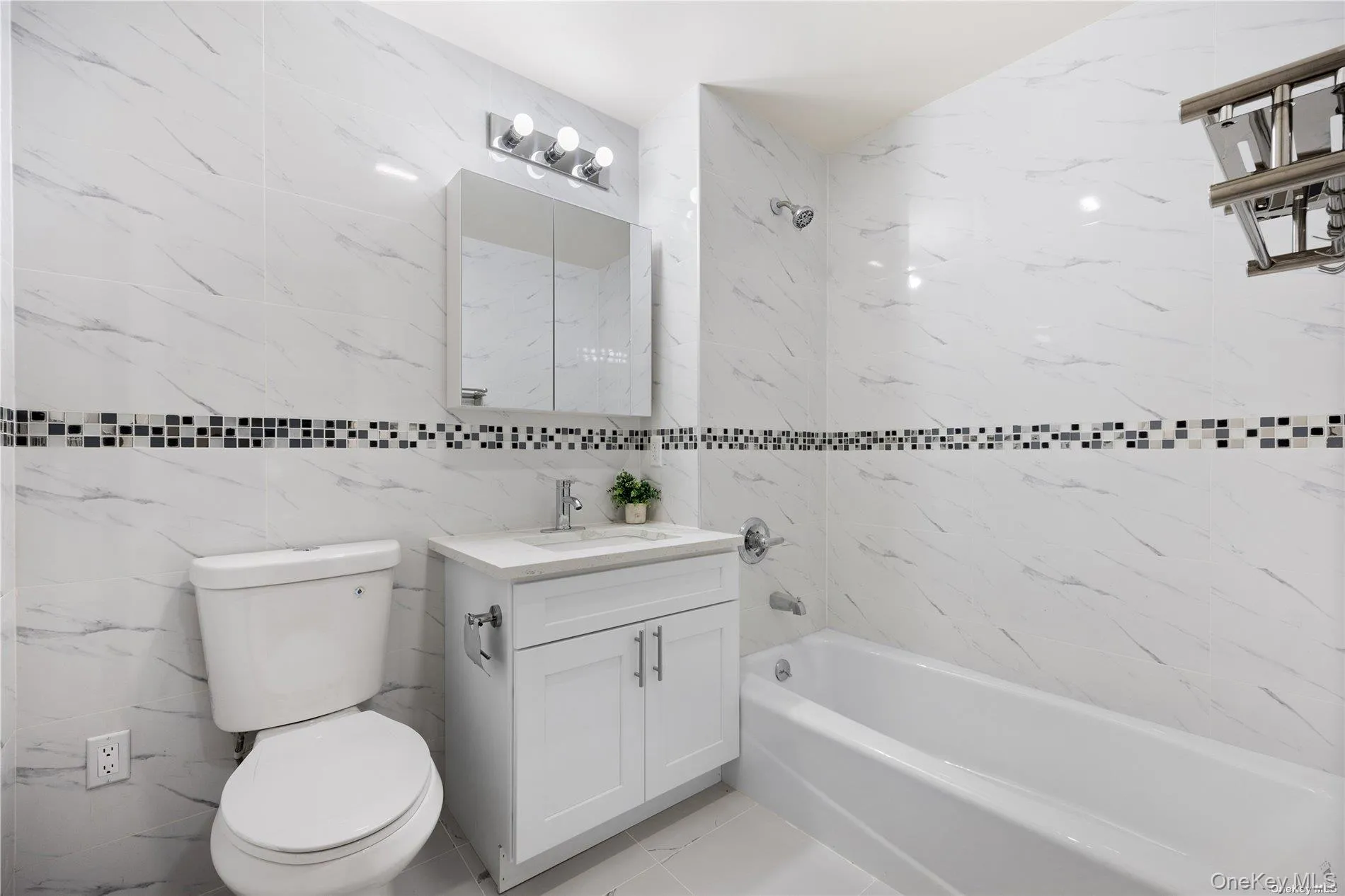 141-15 Cherry Avenue, New York, NY, 2 Bedrooms Bedrooms, 5 Rooms Rooms,2 BathroomsBathrooms,Residential,For Rent,Cherry,0,997793 141-15 Cherry Avenue, New York, NY, 2 Bedrooms Bedrooms, 5 Rooms Rooms,2 BathroomsBathrooms,Residential,For Rent,Cherry,0,997793