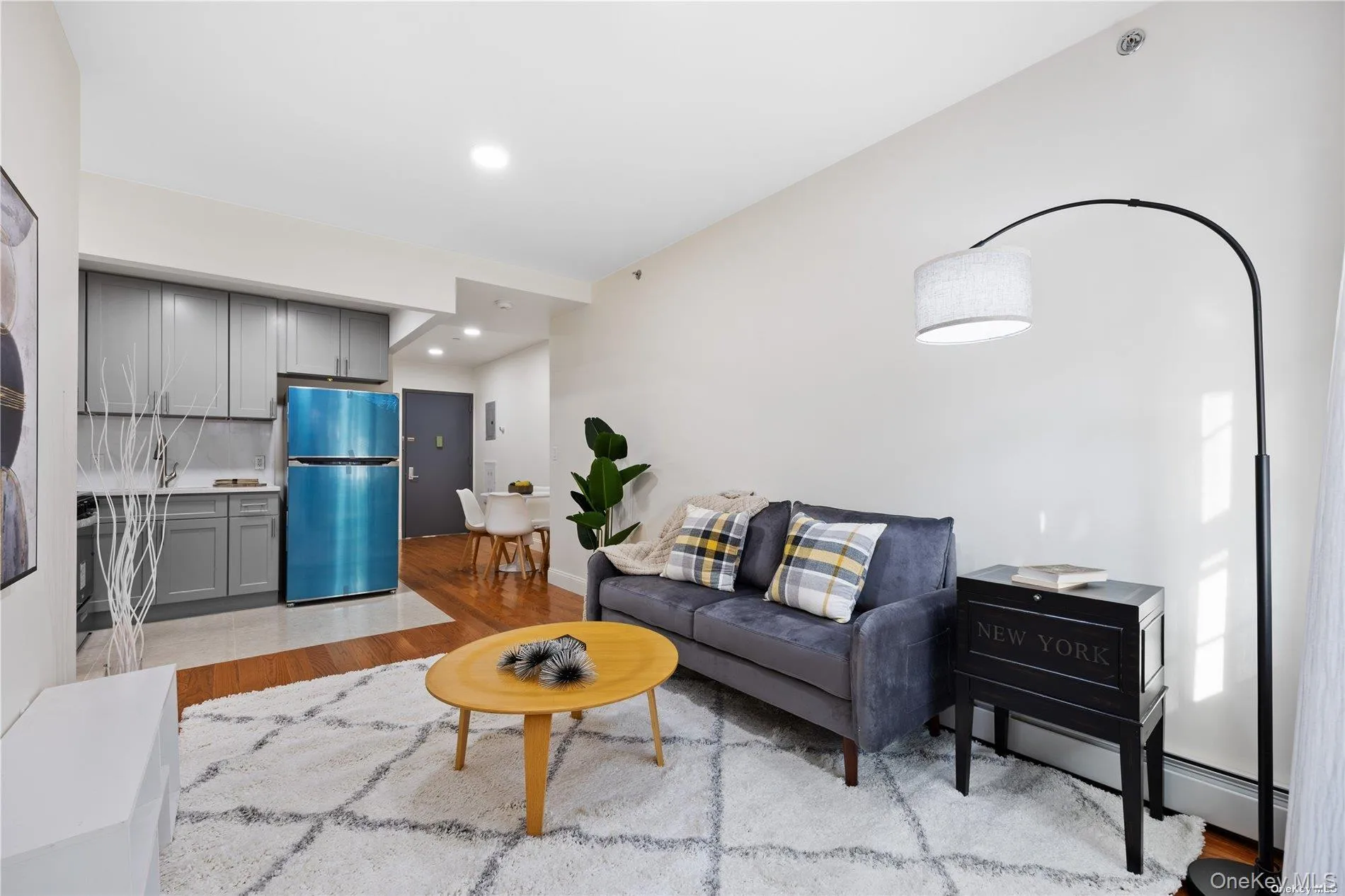 141-15 Cherry Avenue, New York, NY, 2 Bedrooms Bedrooms, 5 Rooms Rooms,2 BathroomsBathrooms,Residential,For Rent,Cherry,0,997793 141-15 Cherry Avenue, New York, NY, 2 Bedrooms Bedrooms, 5 Rooms Rooms,2 BathroomsBathrooms,Residential,For Rent,Cherry,0,997793