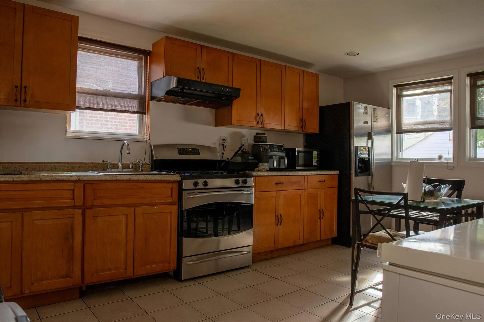 11592 226th Street, New York, NY, 3 Bedrooms Bedrooms, 6 Rooms Rooms,2 BathroomsBathrooms,Residential,For Rent,226th,0,997798 11592 226th Street, New York, NY, 3 Bedrooms Bedrooms, 6 Rooms Rooms,2 BathroomsBathrooms,Residential,For Rent,226th,0,997798