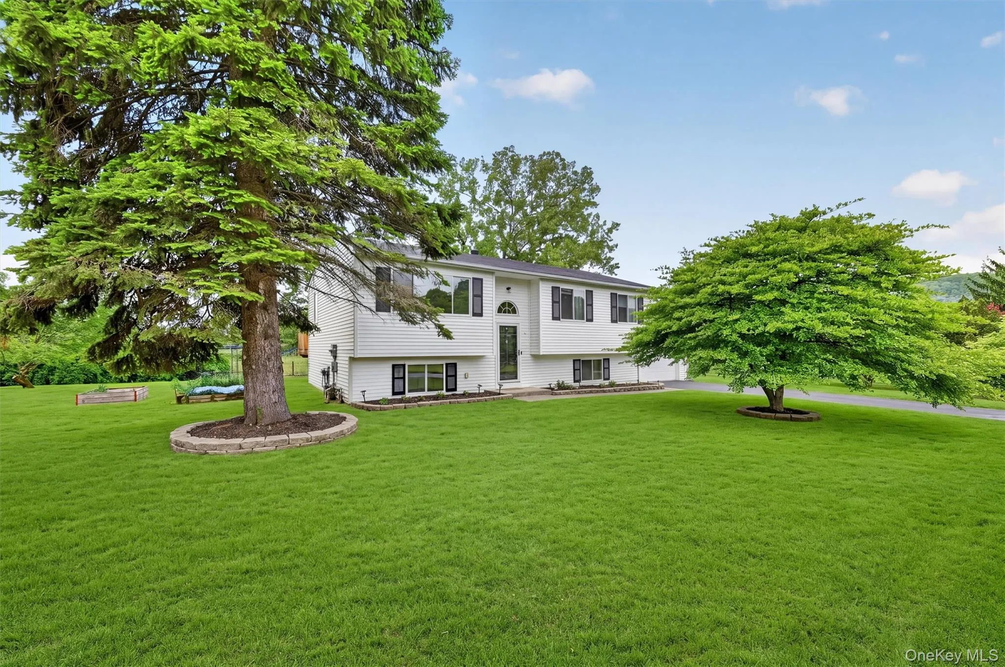119 Blanche Avenue, New Windsor, NY, 3 Bedrooms Bedrooms, 8 Rooms Rooms,2 BathroomsBathrooms,Residential,For Rent,Blanche,0,997806 119 Blanche Avenue, New Windsor, NY, 3 Bedrooms Bedrooms, 8 Rooms Rooms,2 BathroomsBathrooms,Residential,For Rent,Blanche,0,997806