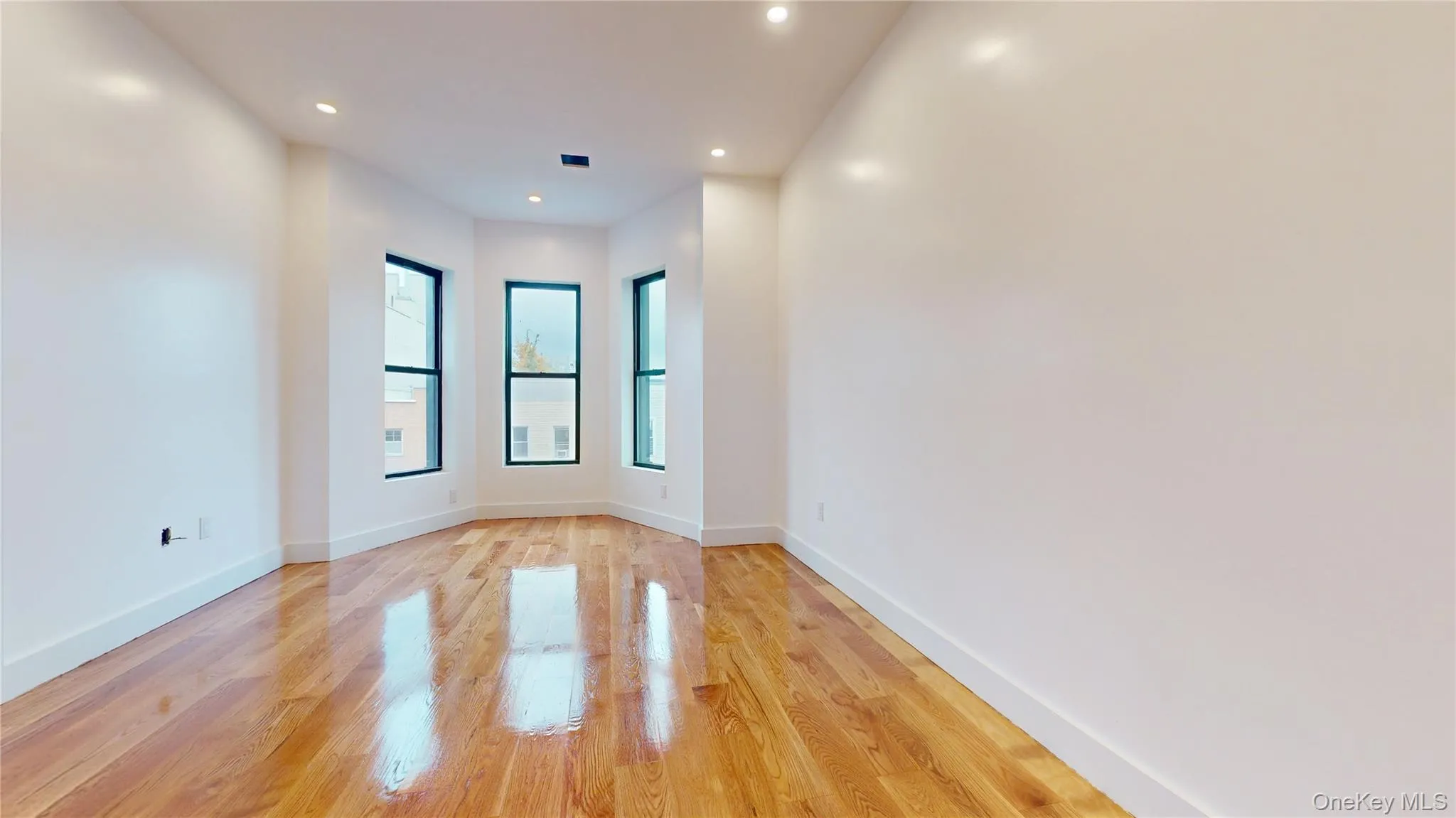 1198 Greene Avenue, New York, NY, 3 Bedrooms Bedrooms, 5 Rooms Rooms,2 BathroomsBathrooms,Residential Lease,For Rent,Greene,0,997812 1198 Greene Avenue, New York, NY, 3 Bedrooms Bedrooms, 5 Rooms Rooms,2 BathroomsBathrooms,Residential Lease,For Rent,Greene,0,997812