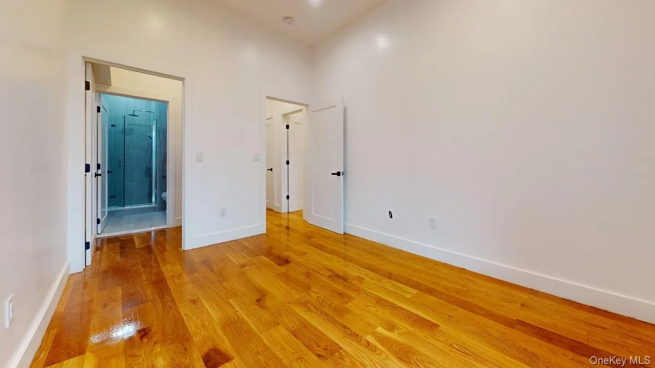 1198 Greene Avenue, New York, NY, 3 Bedrooms Bedrooms, 5 Rooms Rooms,2 BathroomsBathrooms,Residential Lease,For Rent,Greene,0,997812 1198 Greene Avenue, New York, NY, 3 Bedrooms Bedrooms, 5 Rooms Rooms,2 BathroomsBathrooms,Residential Lease,For Rent,Greene,0,997812