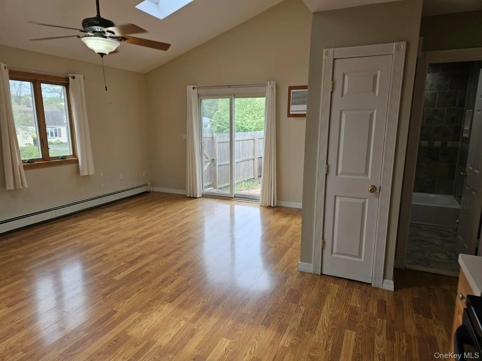 2 Carnegie Drive, Brookhaven, NY, 2 Bedrooms Bedrooms, 4 Rooms Rooms,1 BathroomBathrooms,Residential Lease,For Rent,Carnegie,0,997815 2 Carnegie Drive, Brookhaven, NY, 2 Bedrooms Bedrooms, 4 Rooms Rooms,1 BathroomBathrooms,Residential Lease,For Rent,Carnegie,0,997815