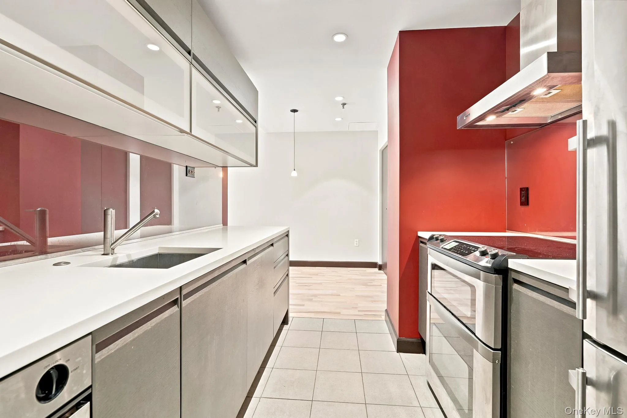 Clean lines. Modern finishes. Timeless appeal. Clean lines. Modern finishes. Timeless appeal.