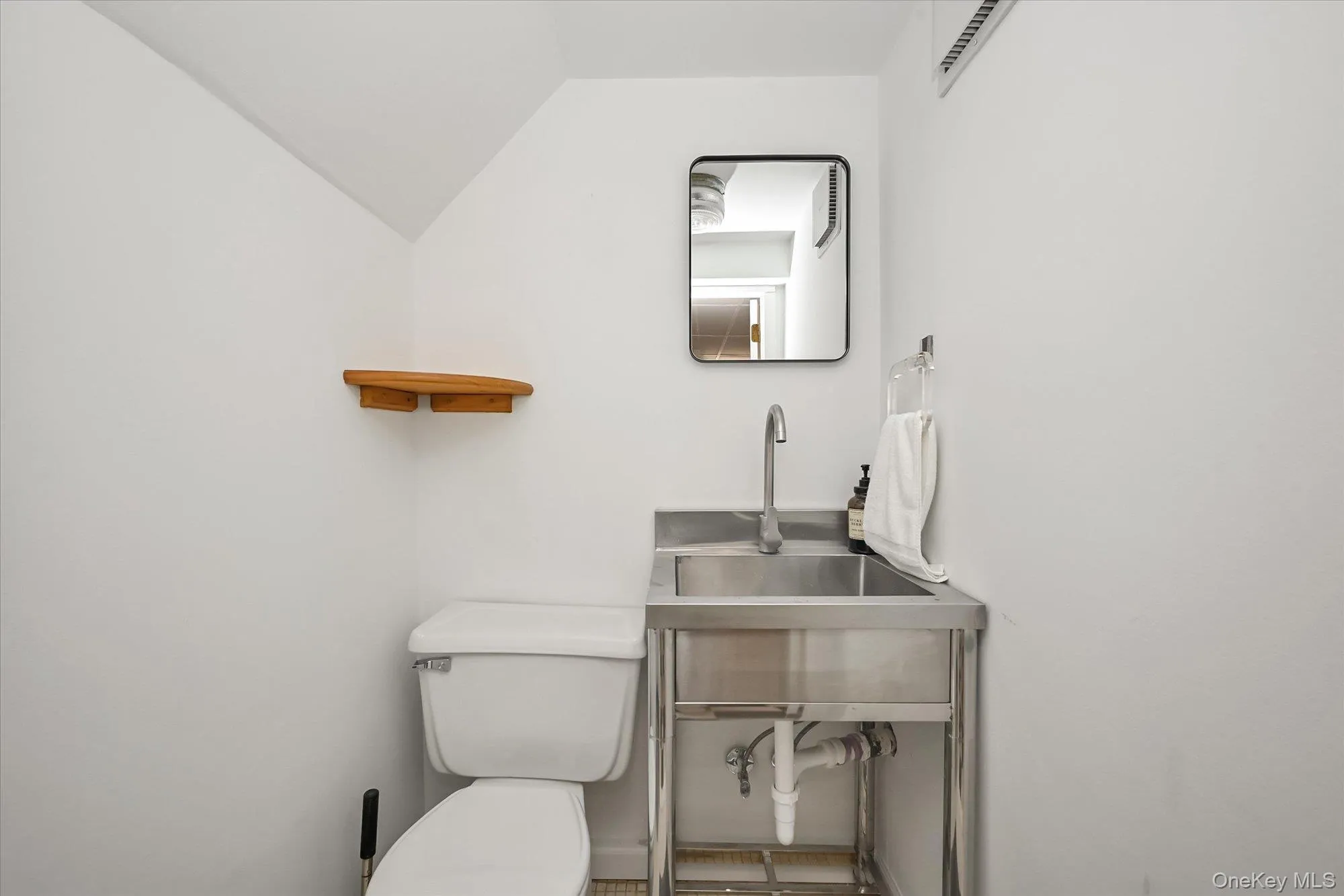 15822 Powells Cove Boulevard, New York, NY, 2 Bedrooms Bedrooms, 5 Rooms Rooms,2 BathroomsBathrooms,Residential,For Rent,Powells Cove,0,997825 15822 Powells Cove Boulevard, New York, NY, 2 Bedrooms Bedrooms, 5 Rooms Rooms,2 BathroomsBathrooms,Residential,For Rent,Powells Cove,0,997825