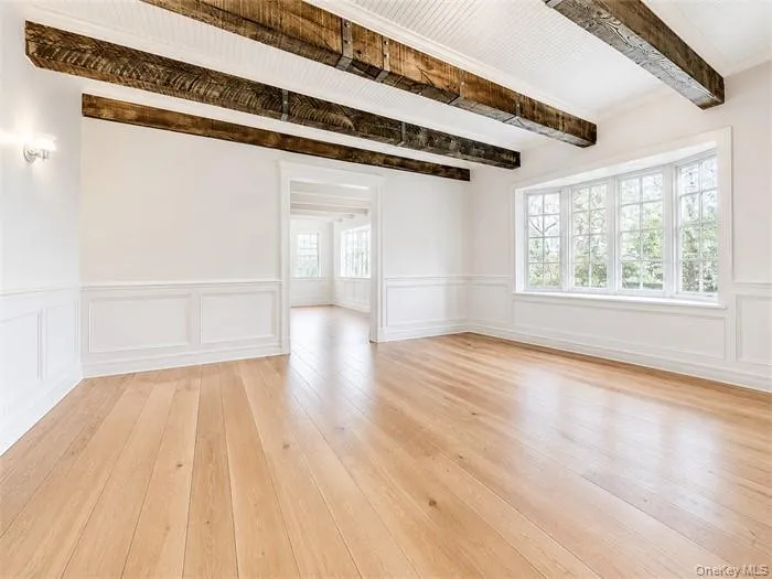 4 Ravine Road, North Hempstead, NY, 4 Bedrooms Bedrooms, 9 Rooms Rooms,2 BathroomsBathrooms,Residential,For Rent,Ravine,0,997833 4 Ravine Road, North Hempstead, NY, 4 Bedrooms Bedrooms, 9 Rooms Rooms,2 BathroomsBathrooms,Residential,For Rent,Ravine,0,997833