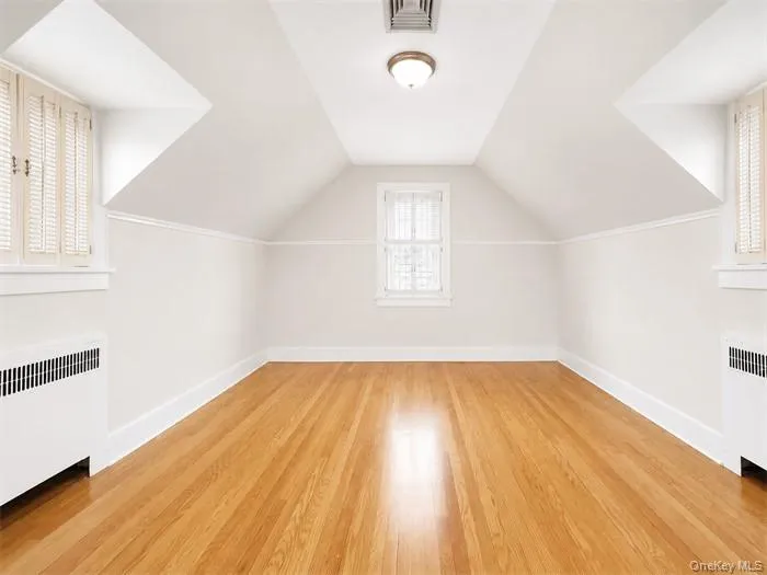 4 Ravine Road, North Hempstead, NY, 4 Bedrooms Bedrooms, 9 Rooms Rooms,2 BathroomsBathrooms,Residential,For Rent,Ravine,0,997833 4 Ravine Road, North Hempstead, NY, 4 Bedrooms Bedrooms, 9 Rooms Rooms,2 BathroomsBathrooms,Residential,For Rent,Ravine,0,997833