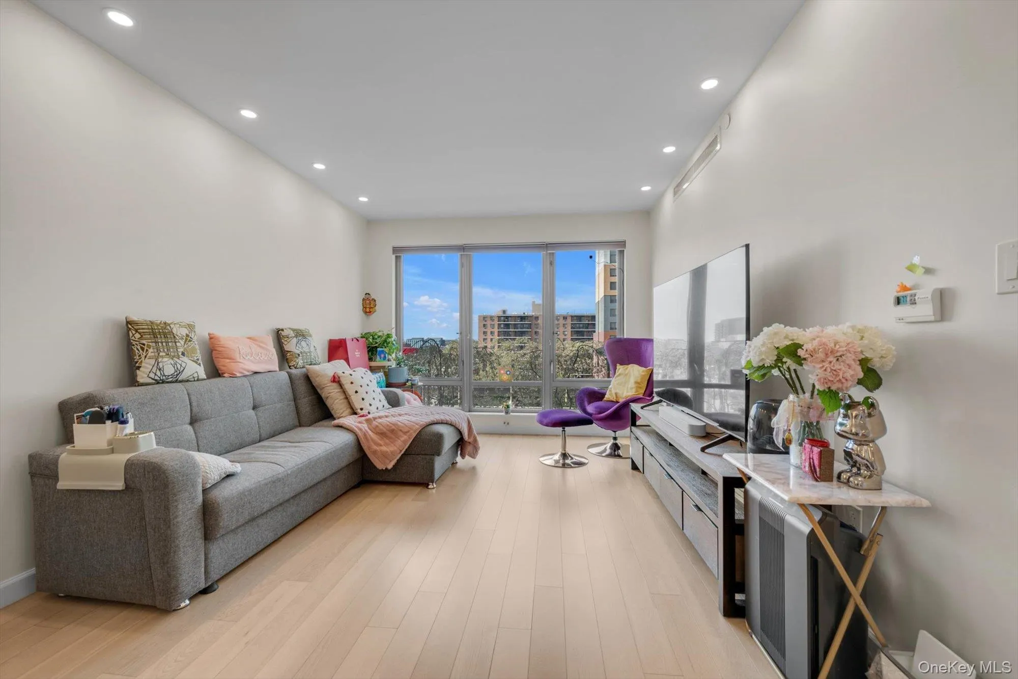 138-35 39th Avenue, New York, NY, 2 Bedrooms Bedrooms, 4 Rooms Rooms,2 BathroomsBathrooms,Residential Sale,For Rent,39th,0,997840 138-35 39th Avenue, New York, NY, 2 Bedrooms Bedrooms, 4 Rooms Rooms,2 BathroomsBathrooms,Residential Sale,For Rent,39th,0,997840