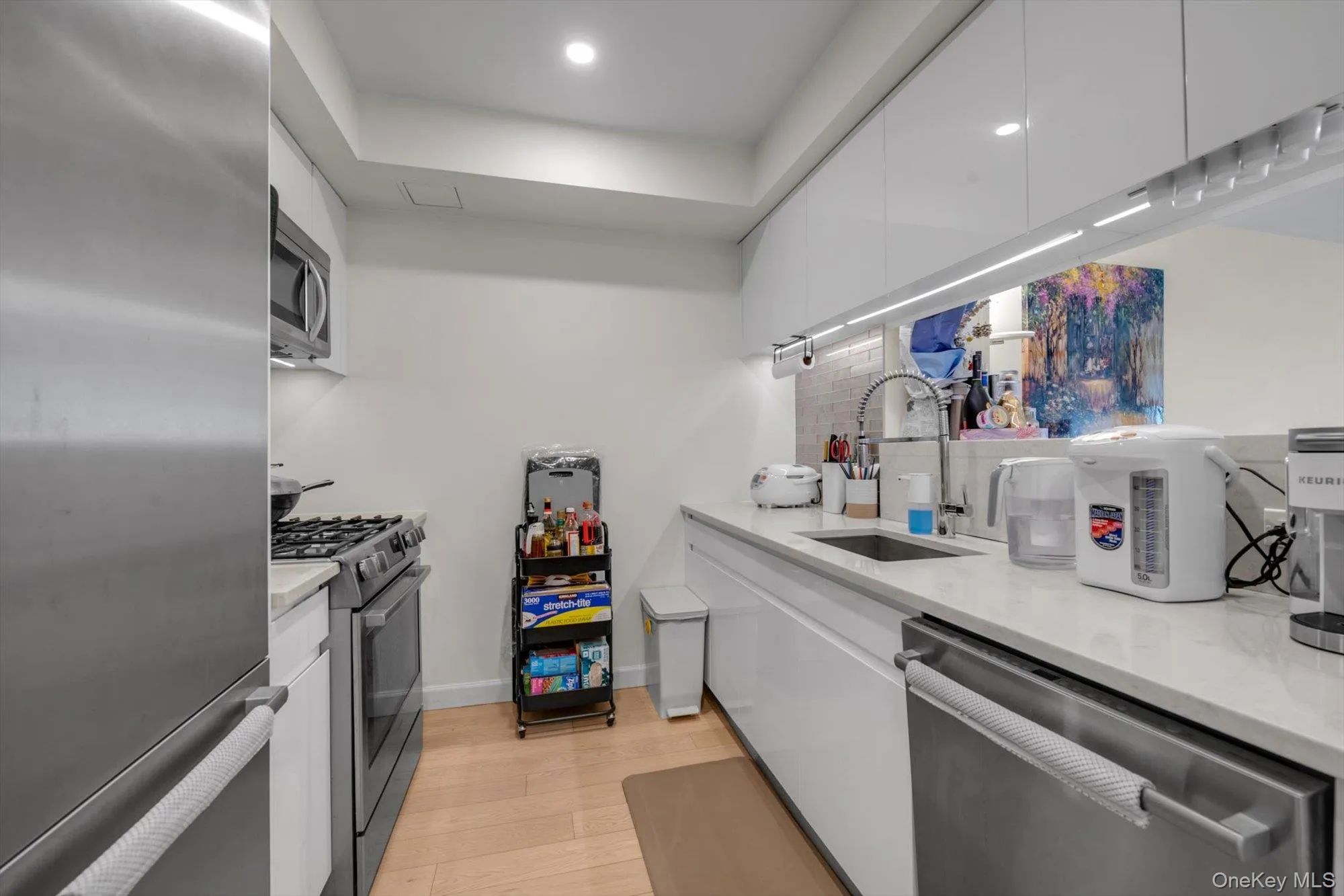138-35 39th Avenue, New York, NY, 2 Bedrooms Bedrooms, 4 Rooms Rooms,2 BathroomsBathrooms,Residential Sale,For Rent,39th,0,997840 138-35 39th Avenue, New York, NY, 2 Bedrooms Bedrooms, 4 Rooms Rooms,2 BathroomsBathrooms,Residential Sale,For Rent,39th,0,997840