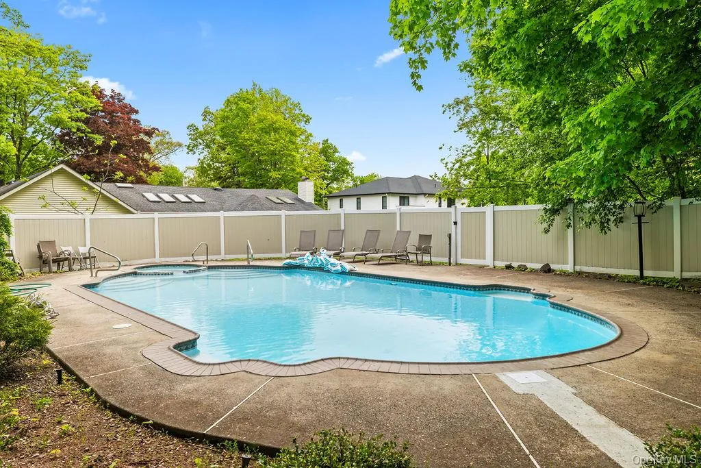 10 Elyise Road, Ramapo, NY, 11 Bedrooms Bedrooms, 24 Rooms Rooms,4 BathroomsBathrooms,Residential Sale,For Rent,Elyise,0,997841 10 Elyise Road, Ramapo, NY, 11 Bedrooms Bedrooms, 24 Rooms Rooms,4 BathroomsBathrooms,Residential Sale,For Rent,Elyise,0,997841
